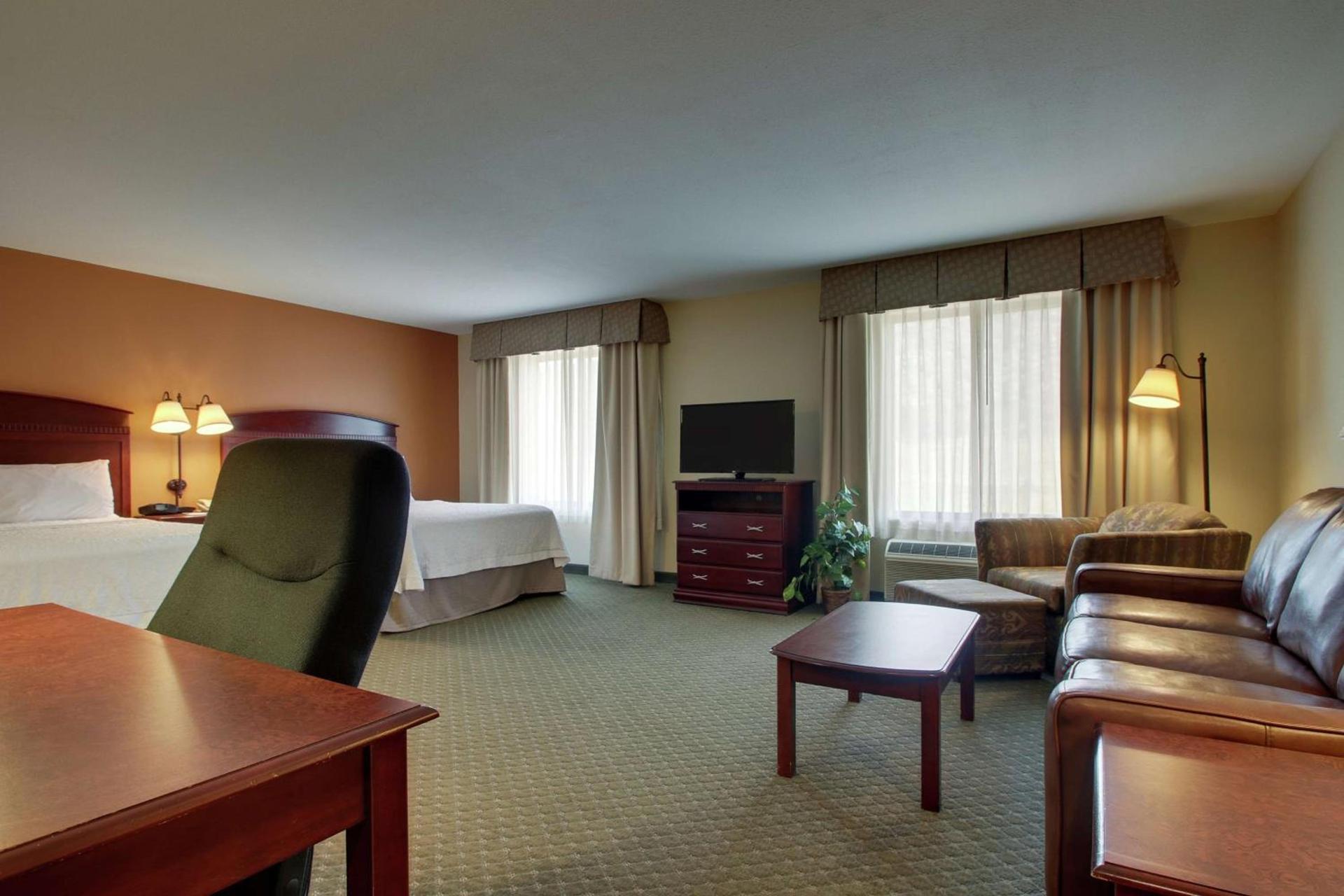 Hampton Inn & Suites Denver Littleton photo 28