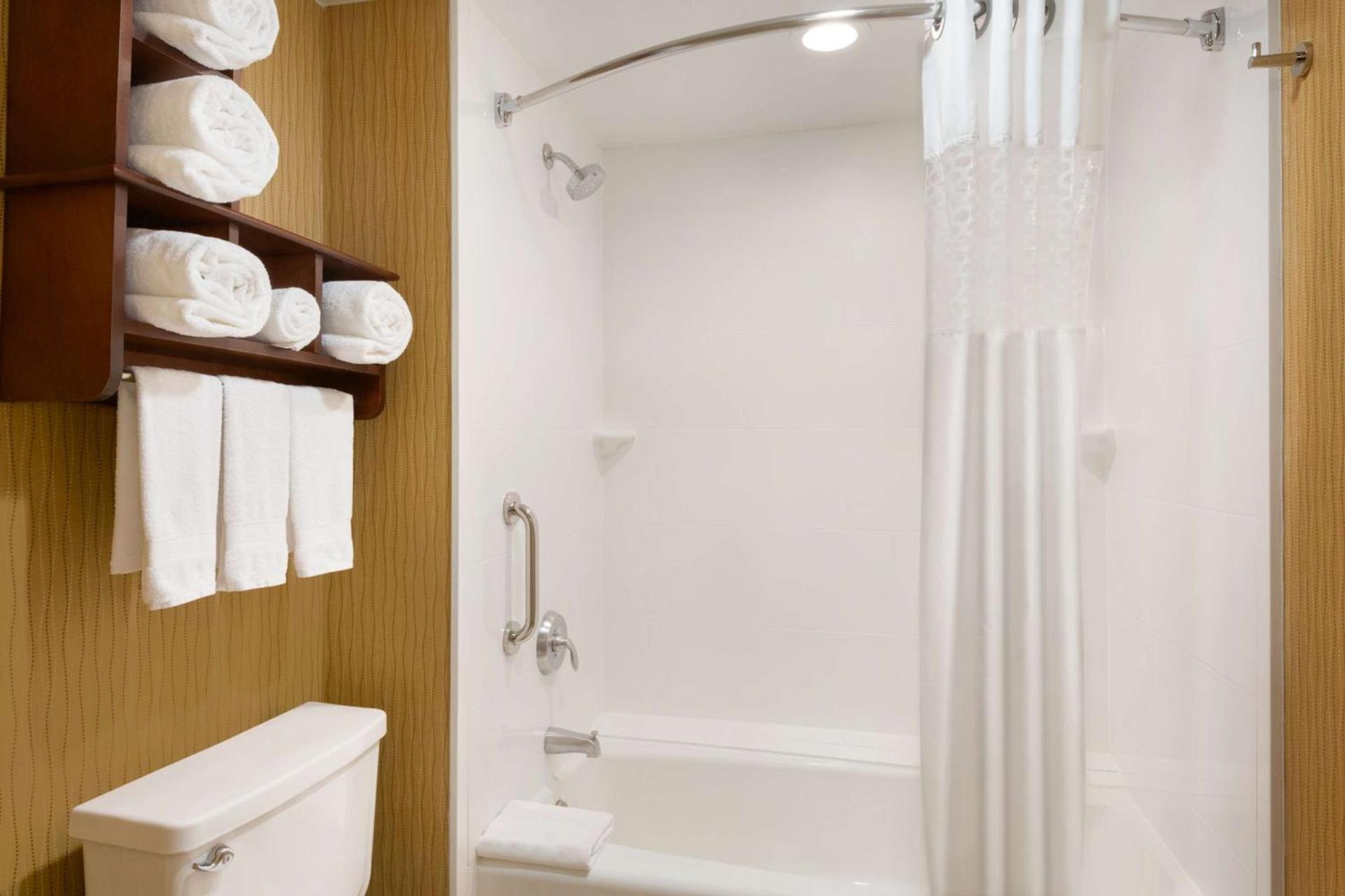 Hampton Inn Denver West Federal Center photo 17