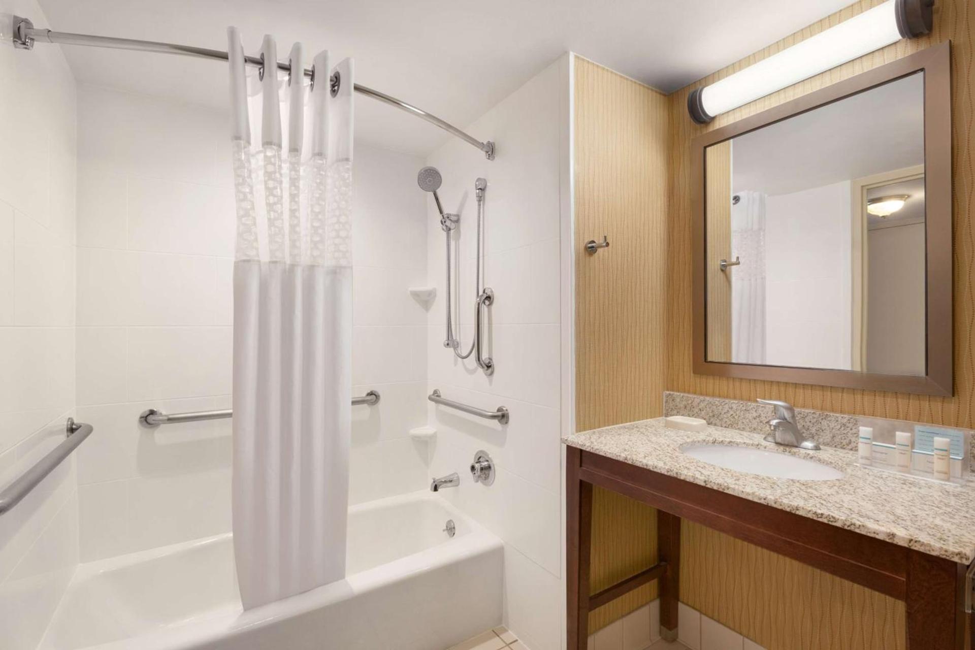 Hampton Inn Denver West Federal Center photo 20