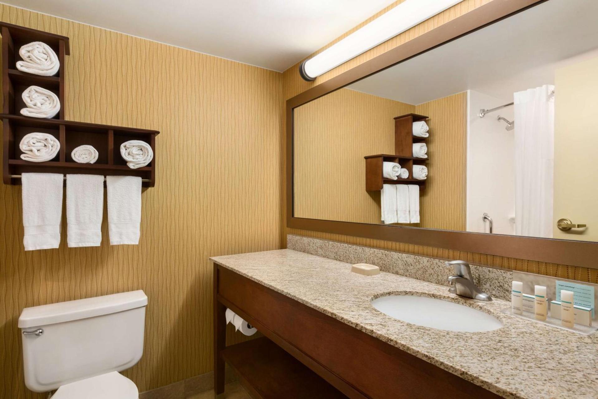 Hampton Inn Denver West Federal Center photo 21