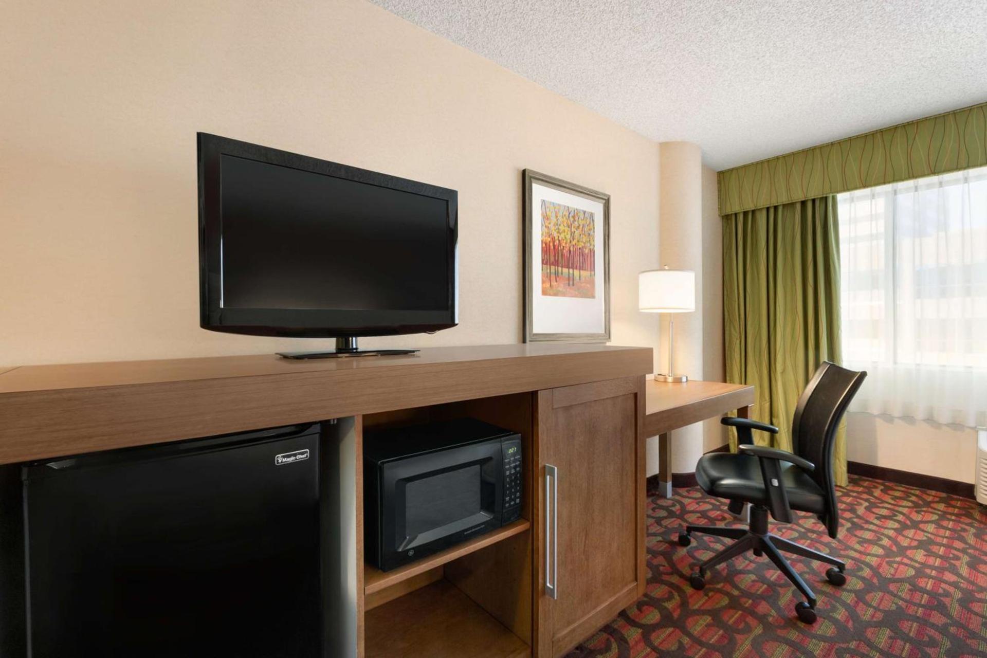 Hampton Inn Denver West Federal Center photo 23