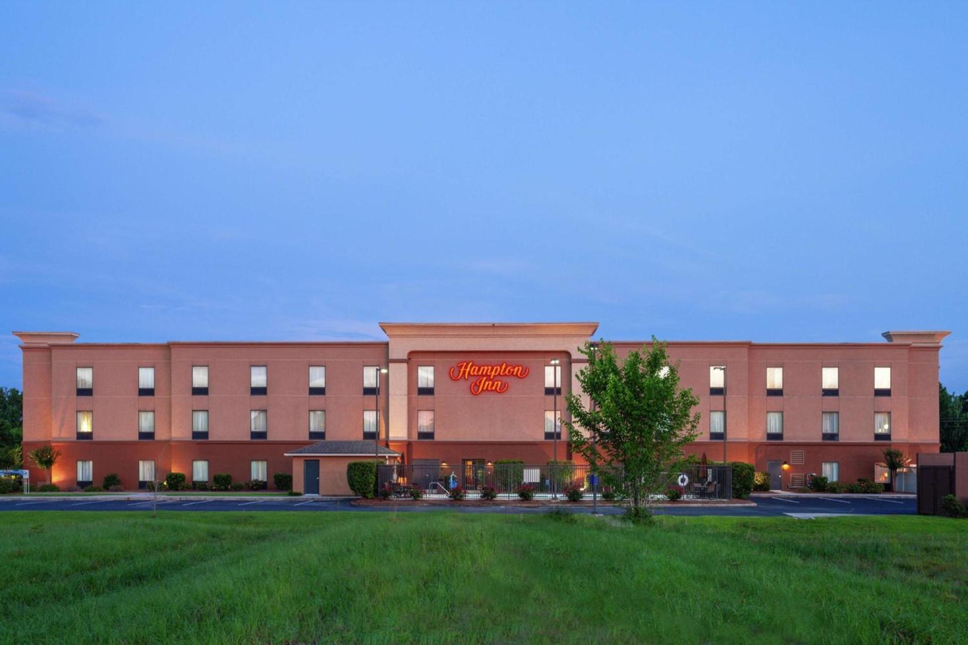 Hampton Inn Ozark photo 2