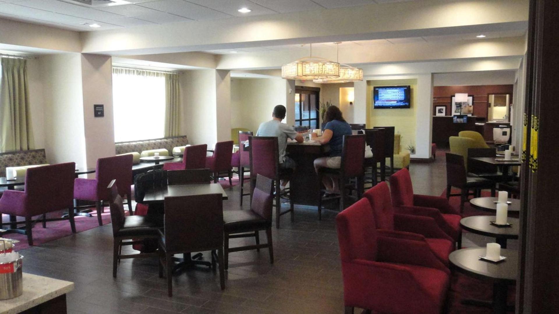 Hampton Inn Ozark photo 13