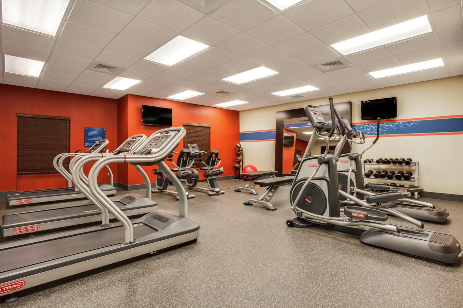 Hampton Inn Ozark photo 18