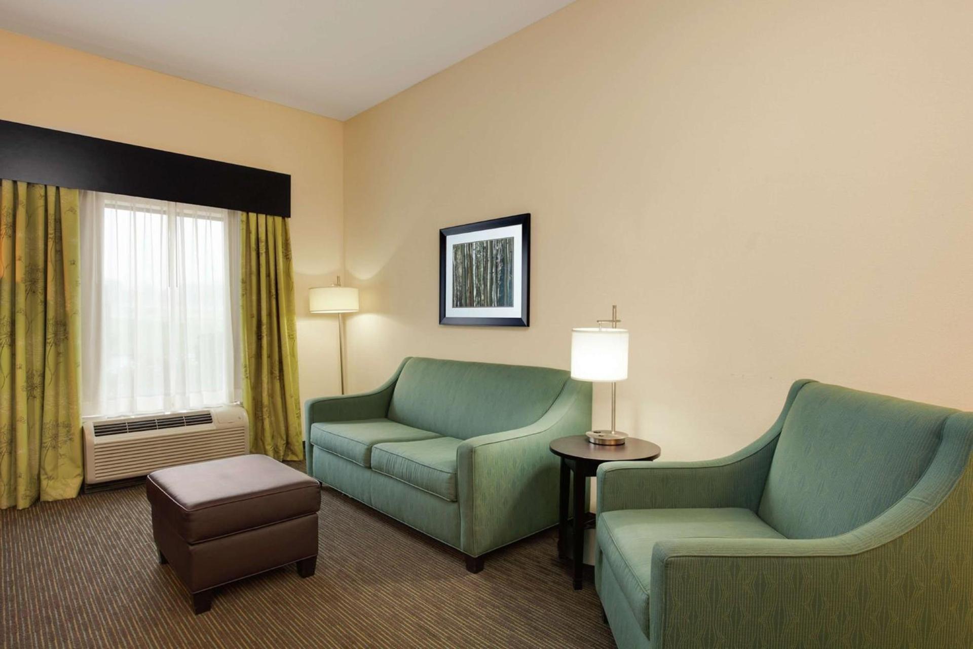 Hampton Inn Ozark photo 24