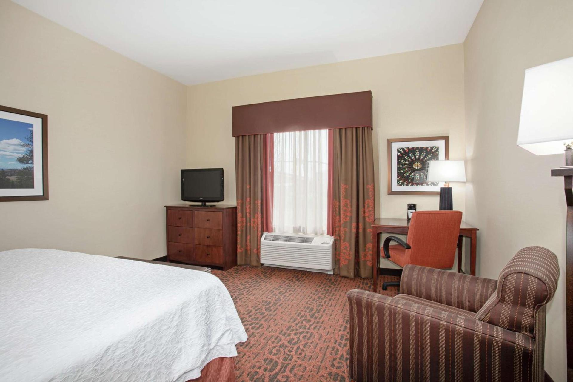 Hampton Inn and Suites Denver/South-RidgeGate photo 28