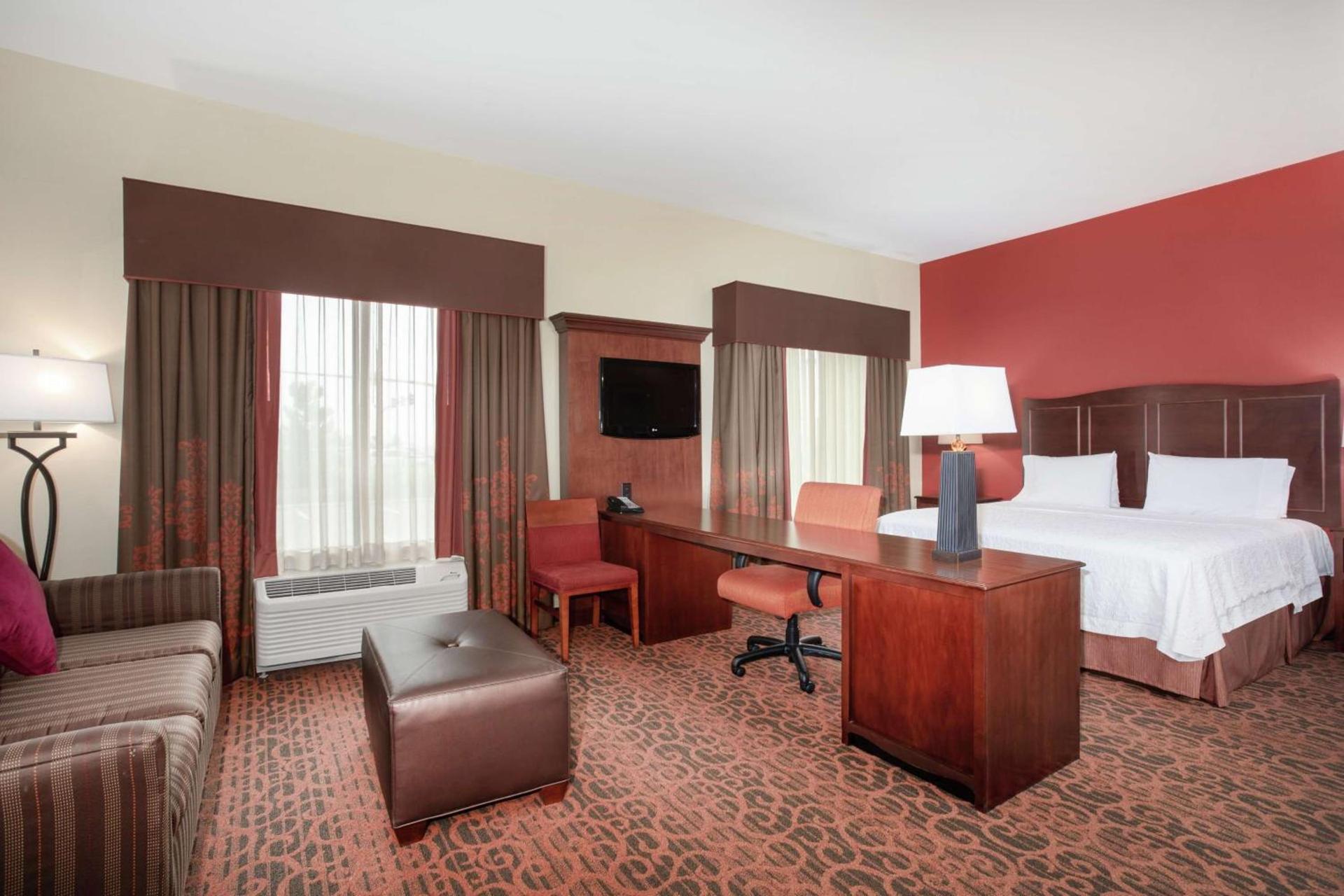 Hampton Inn and Suites Denver/South-RidgeGate photo 30