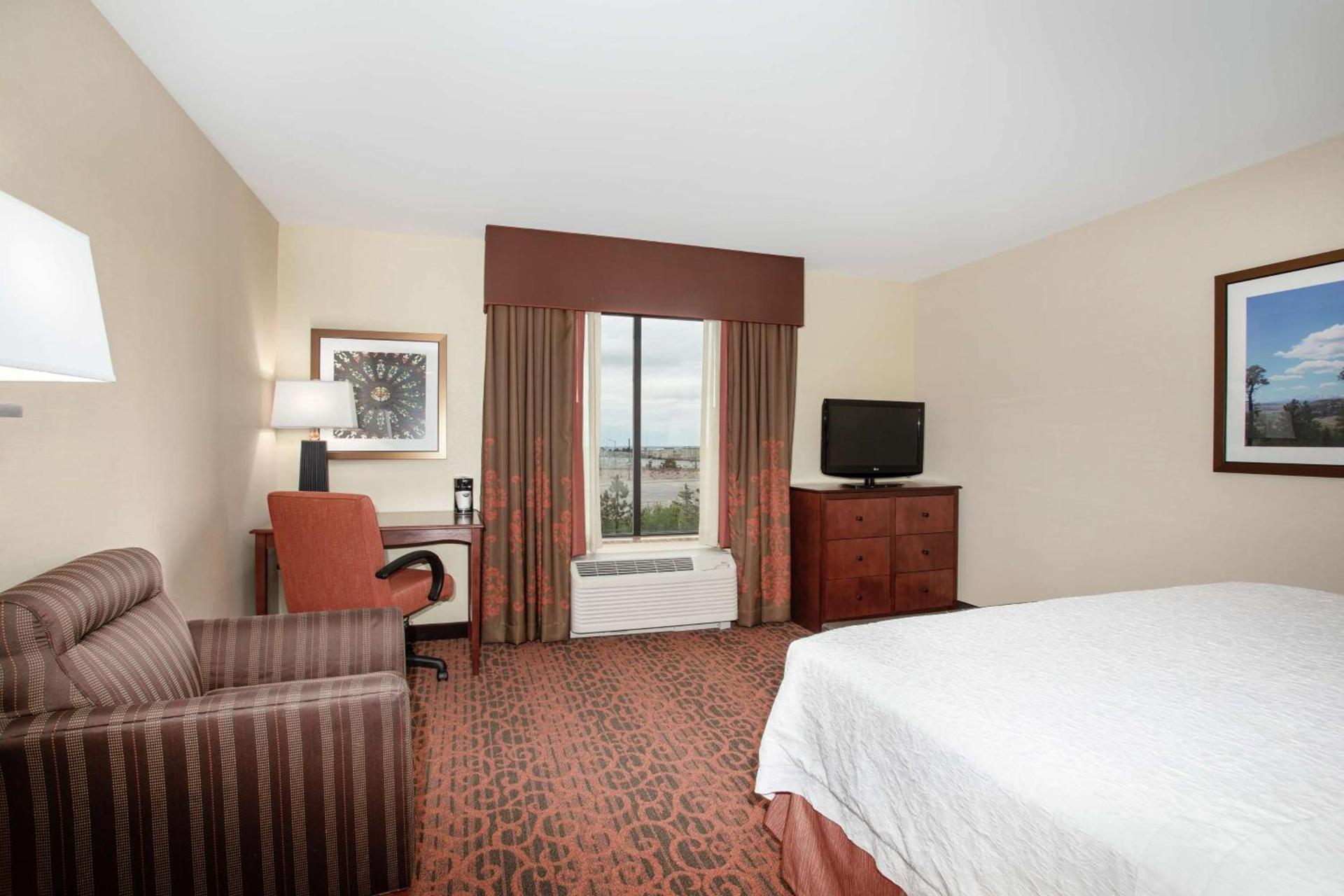 Hampton Inn and Suites Denver/South-RidgeGate photo 33