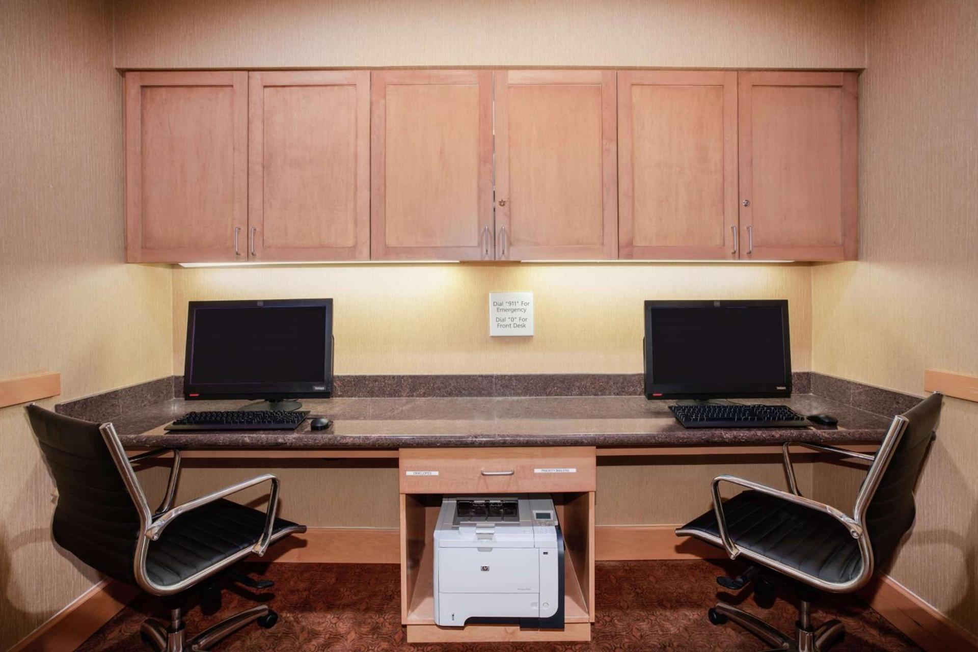 Hampton Inn and Suites Denver/South-RidgeGate photo 55