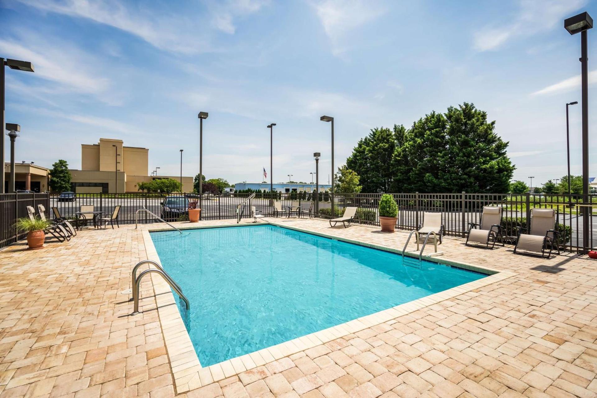 Hampton Inn Dover photo 5