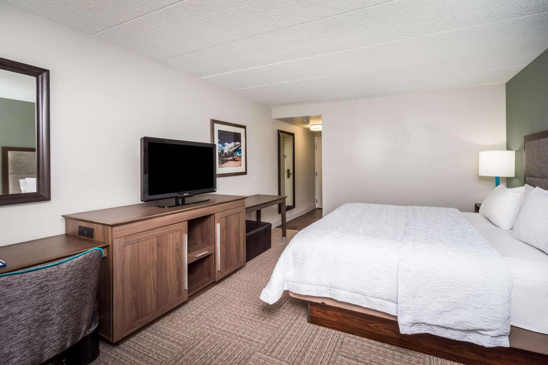 Hampton Inn Dover photo 14