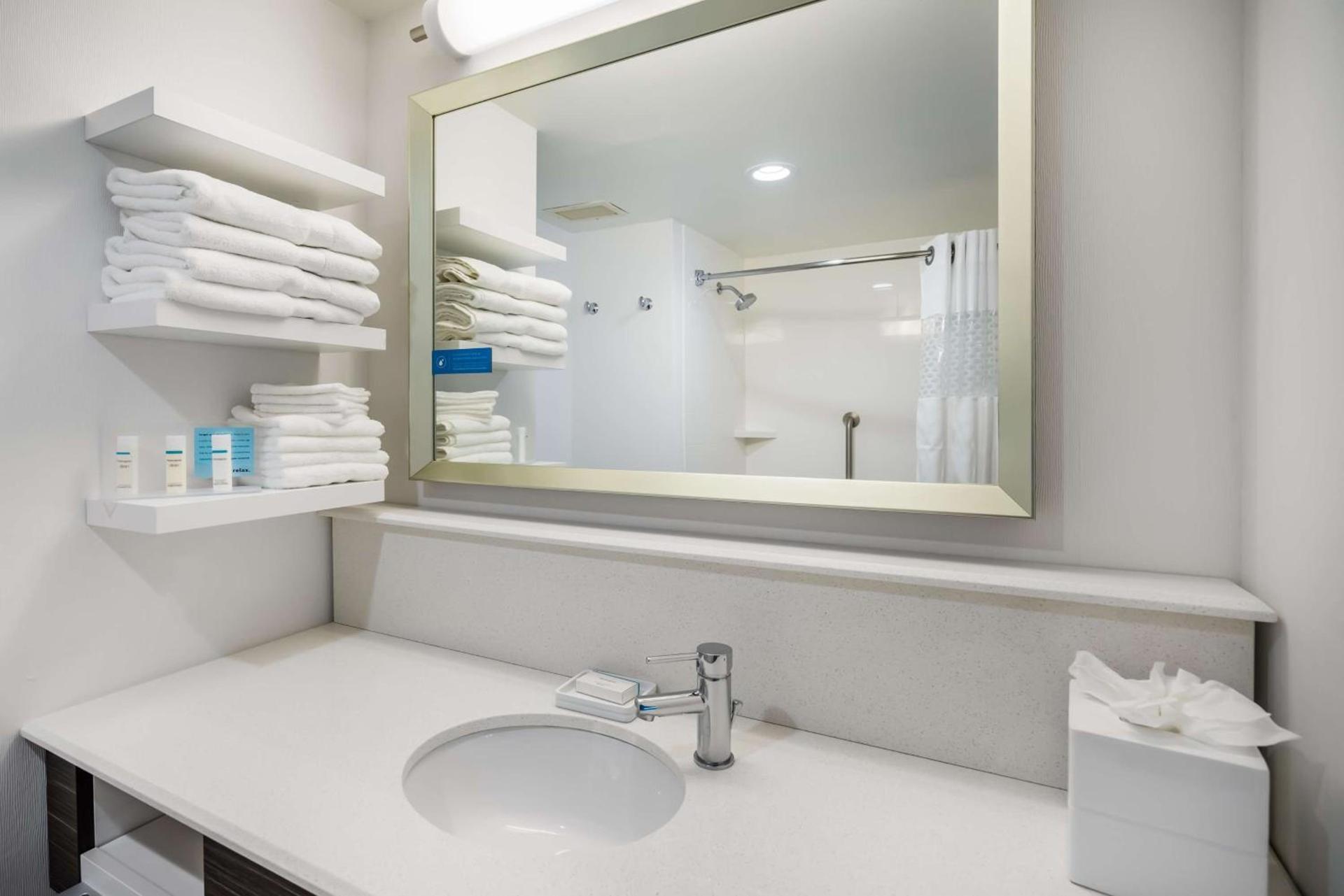 Hampton Inn Dover photo 19