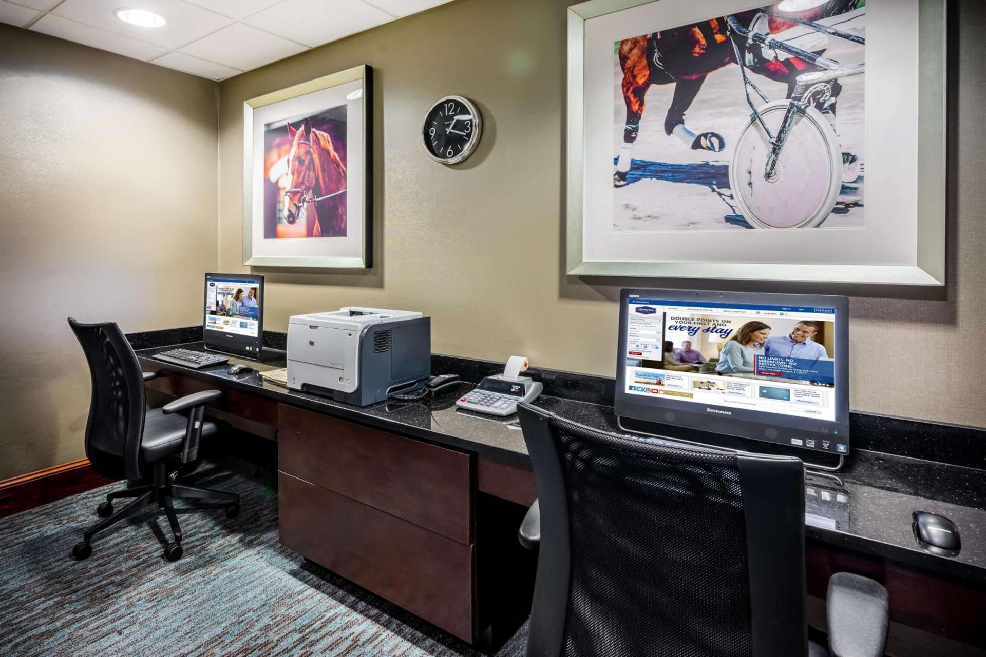 Hampton Inn Dover photo 25