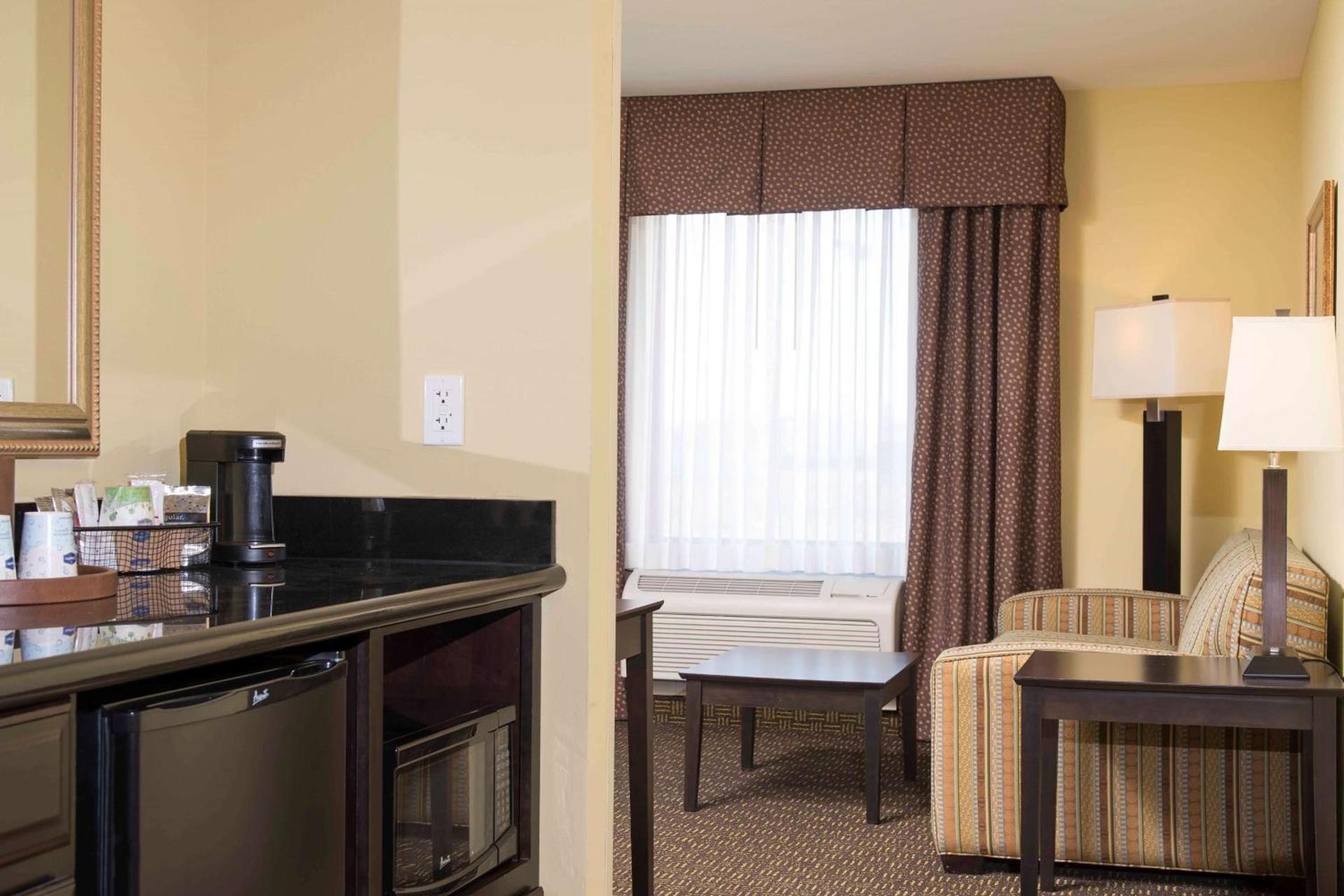 Hampton Inn & Suites Danville photo 18