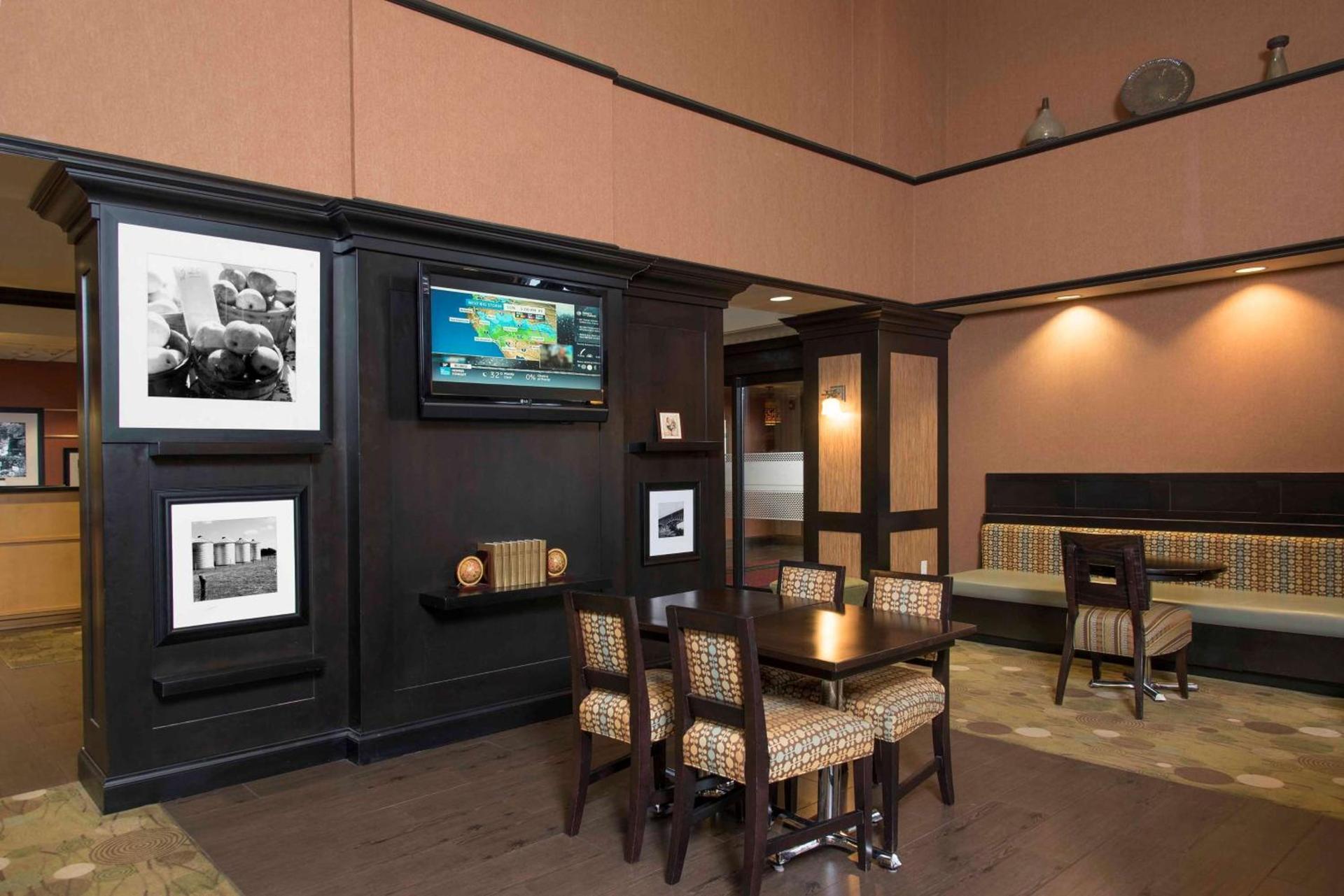Hampton Inn & Suites Danville photo 9