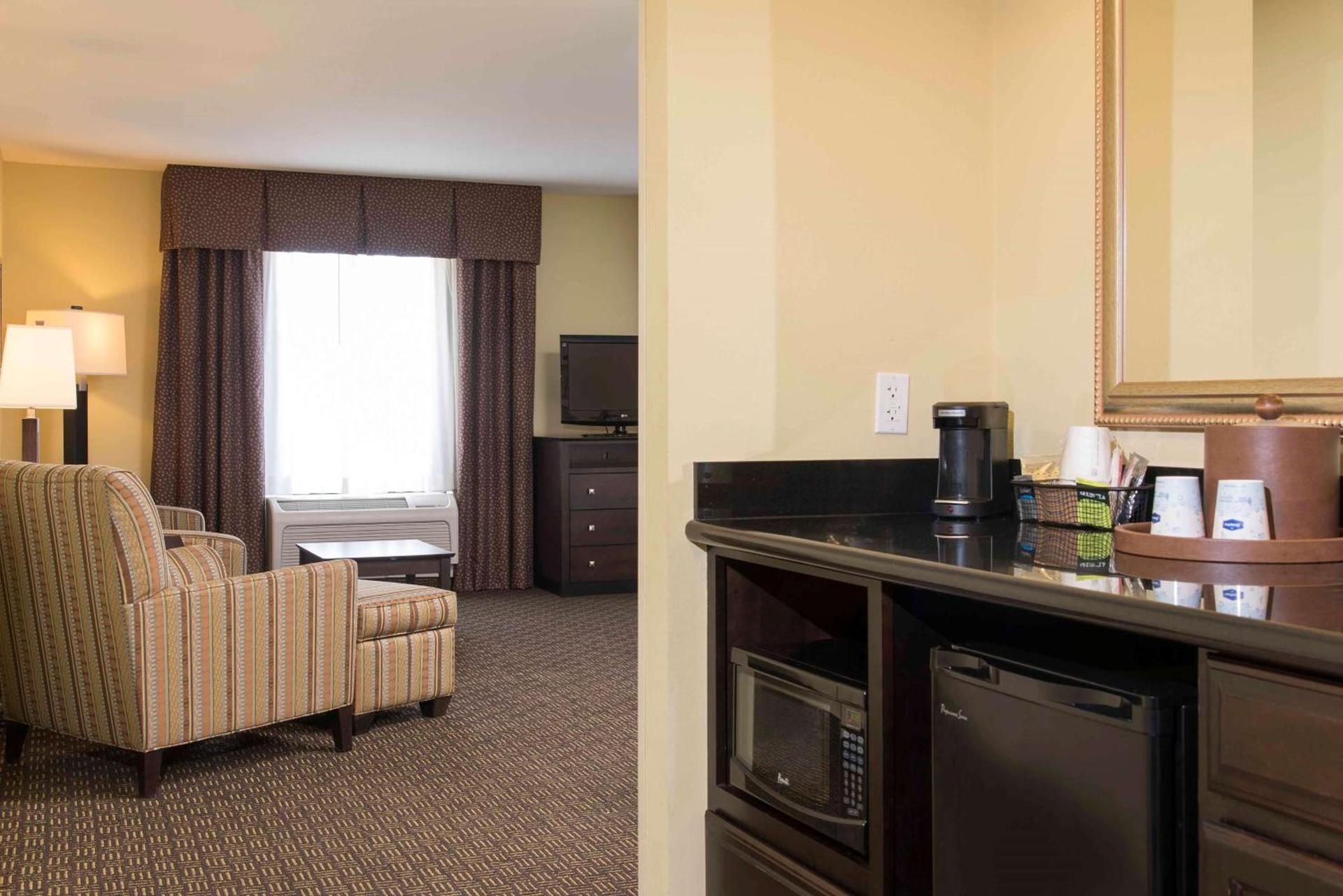 Hampton Inn & Suites Danville photo 26