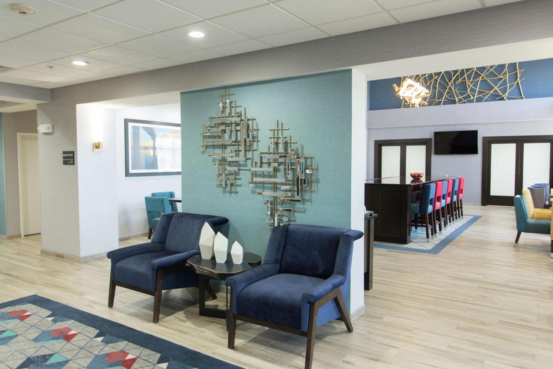 Hampton Inn & Suites Ankeny photo 4