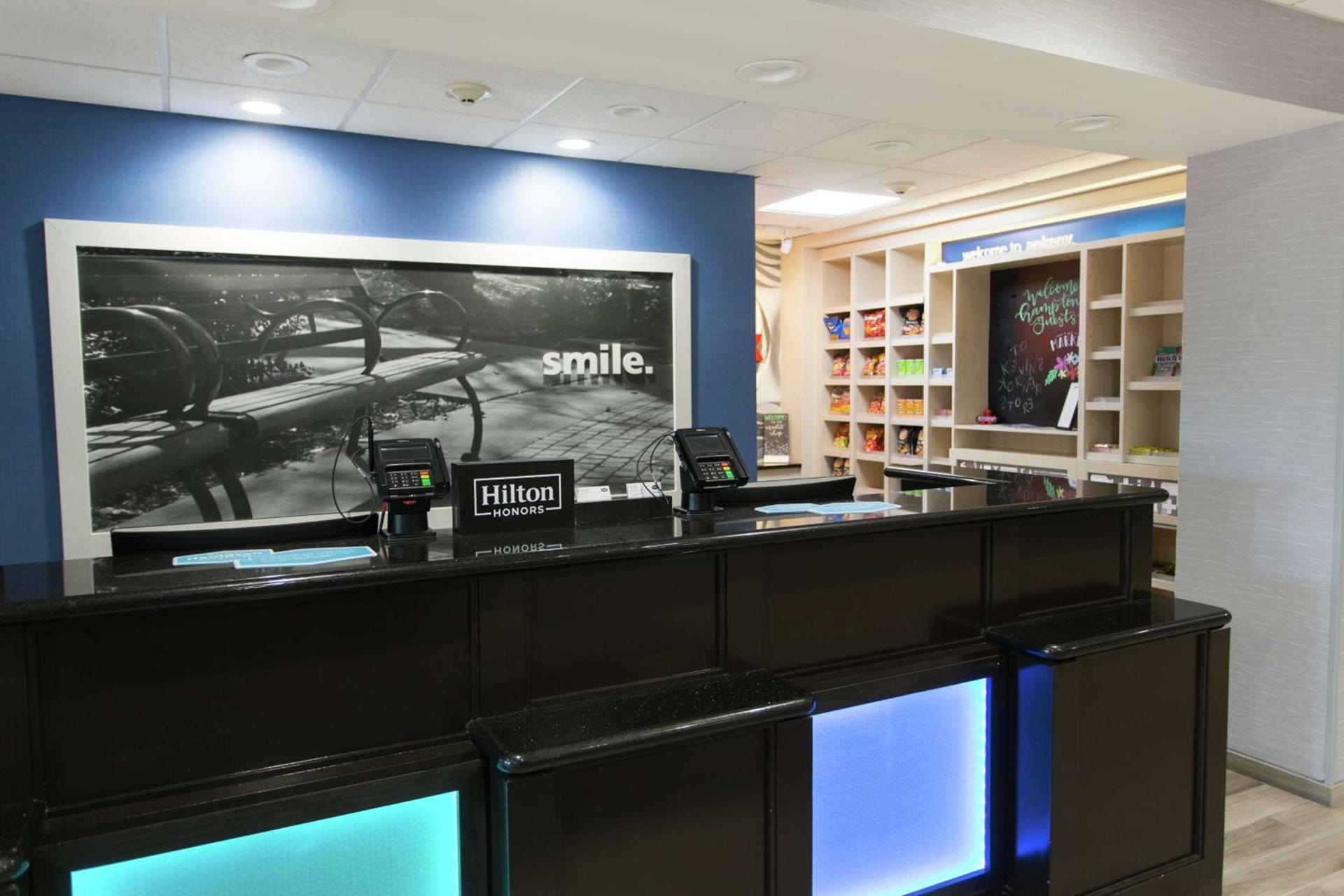 Hampton Inn & Suites Ankeny photo 6