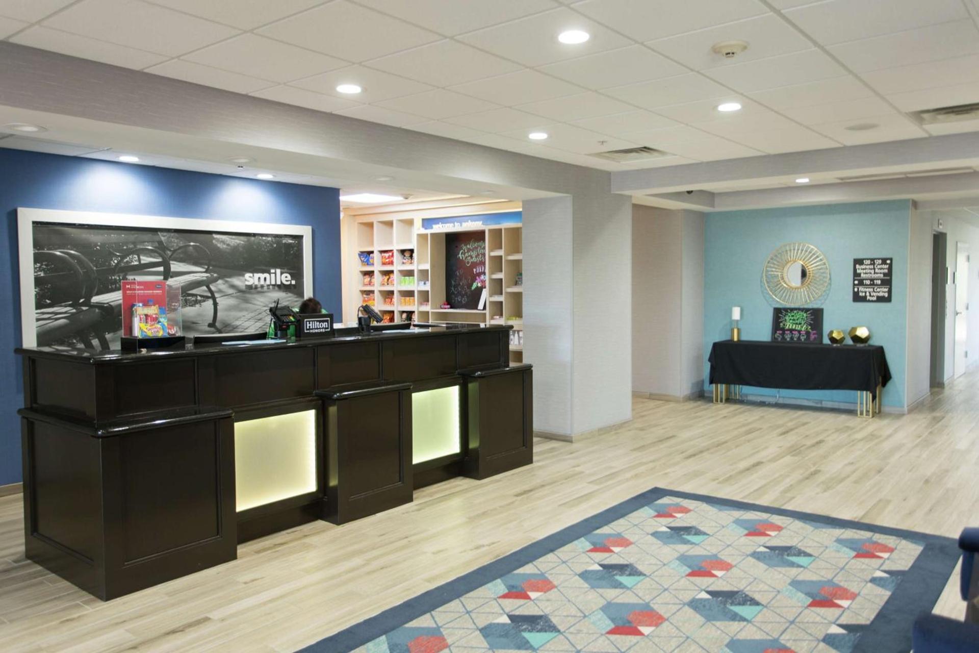 Hampton Inn & Suites Ankeny photo 9