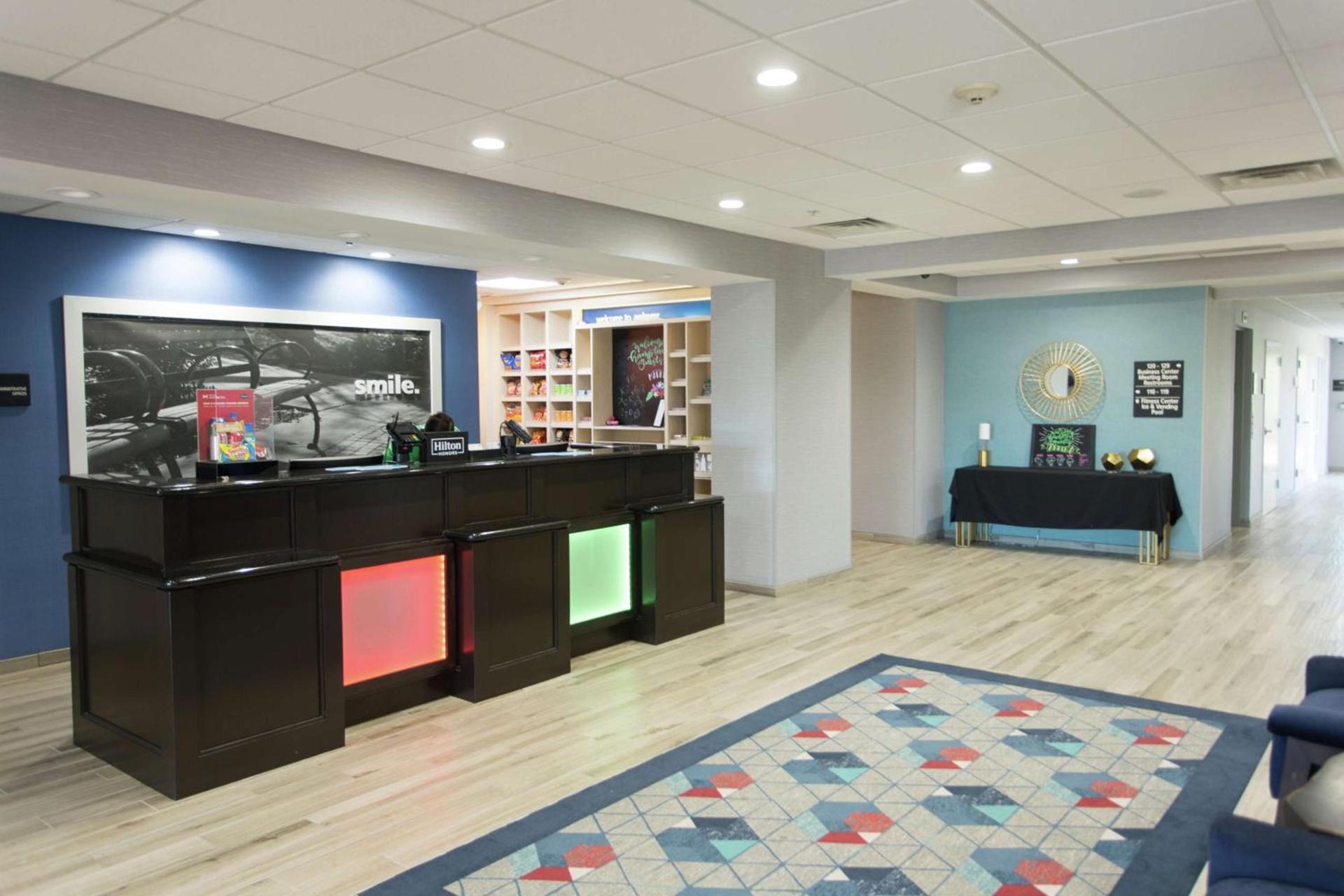 Hampton Inn & Suites Ankeny photo 10