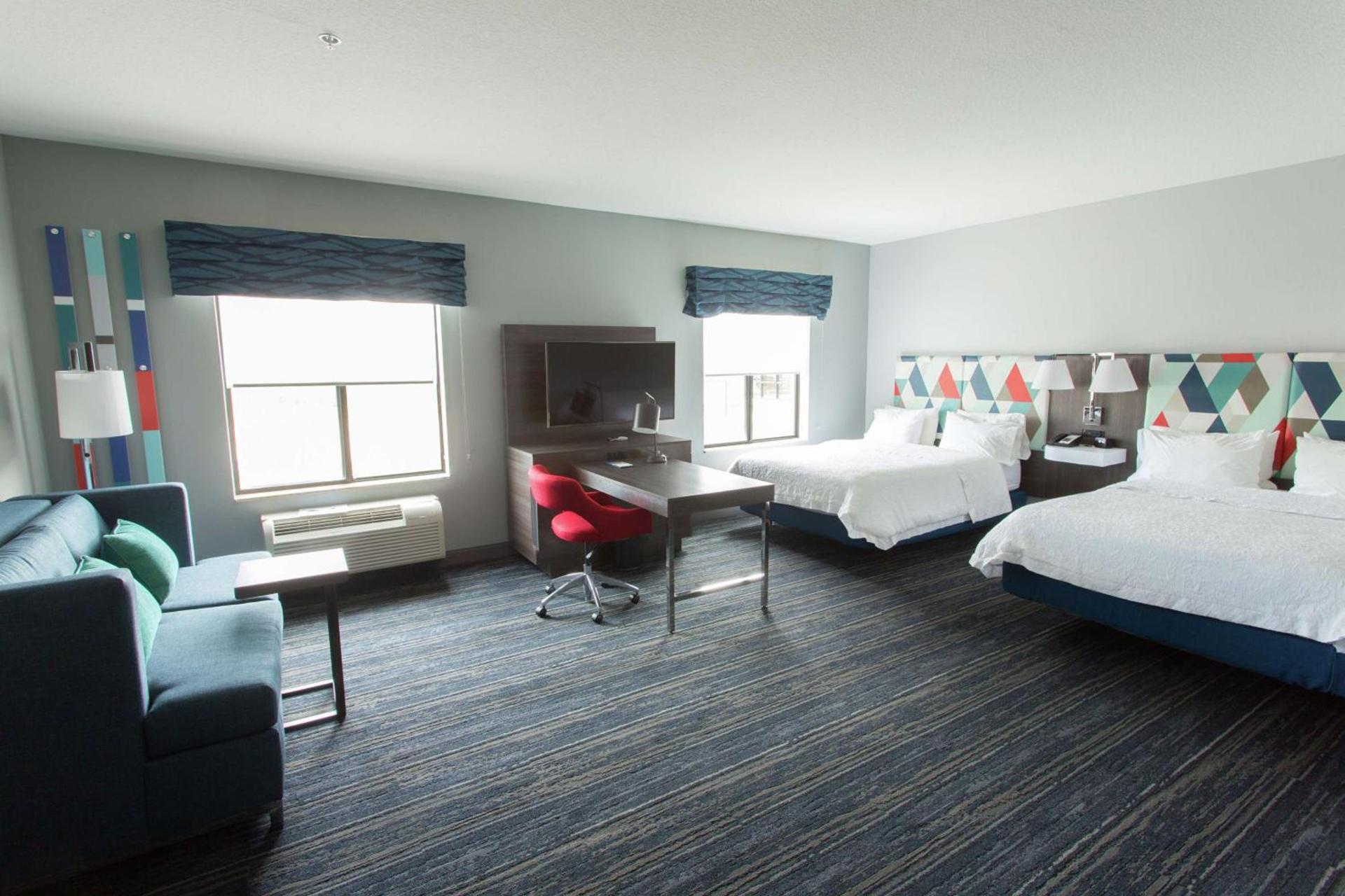 Hampton Inn & Suites Ankeny photo 27
