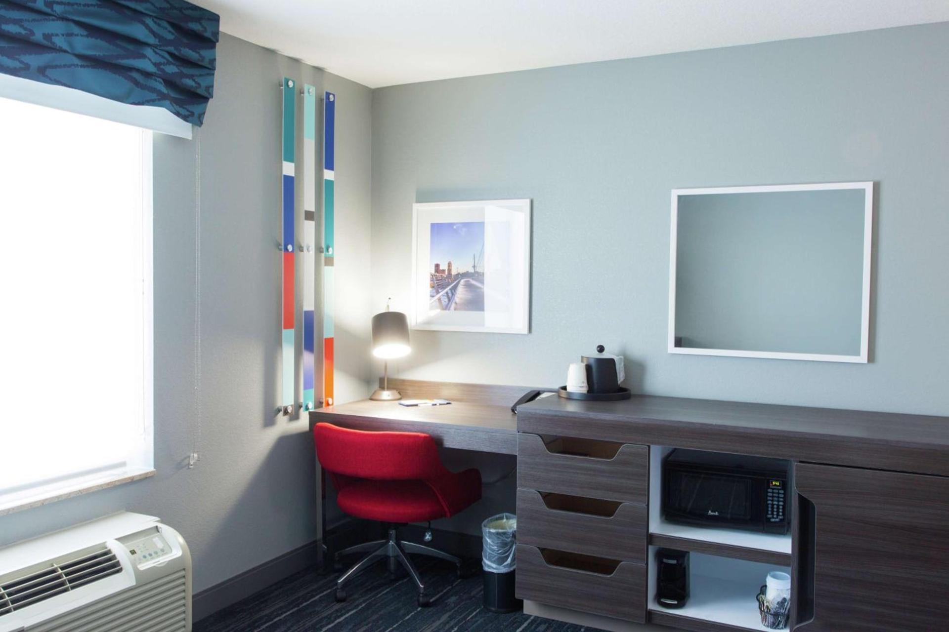 Hampton Inn & Suites Ankeny photo 37