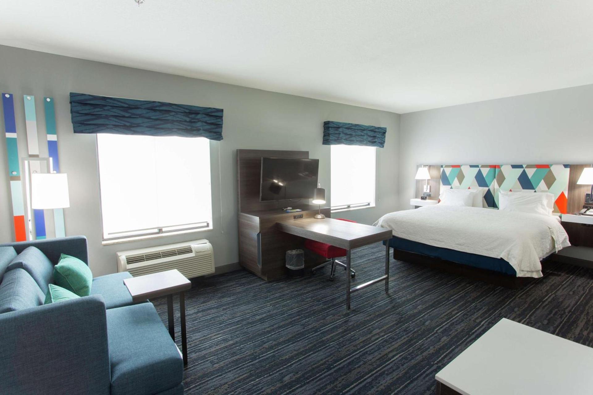 Hampton Inn & Suites Ankeny photo 35