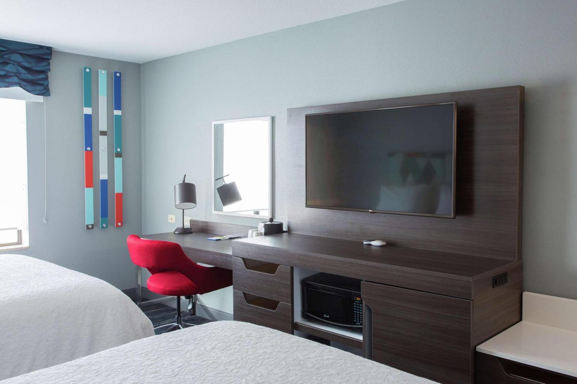 Hampton Inn & Suites Ankeny photo 47