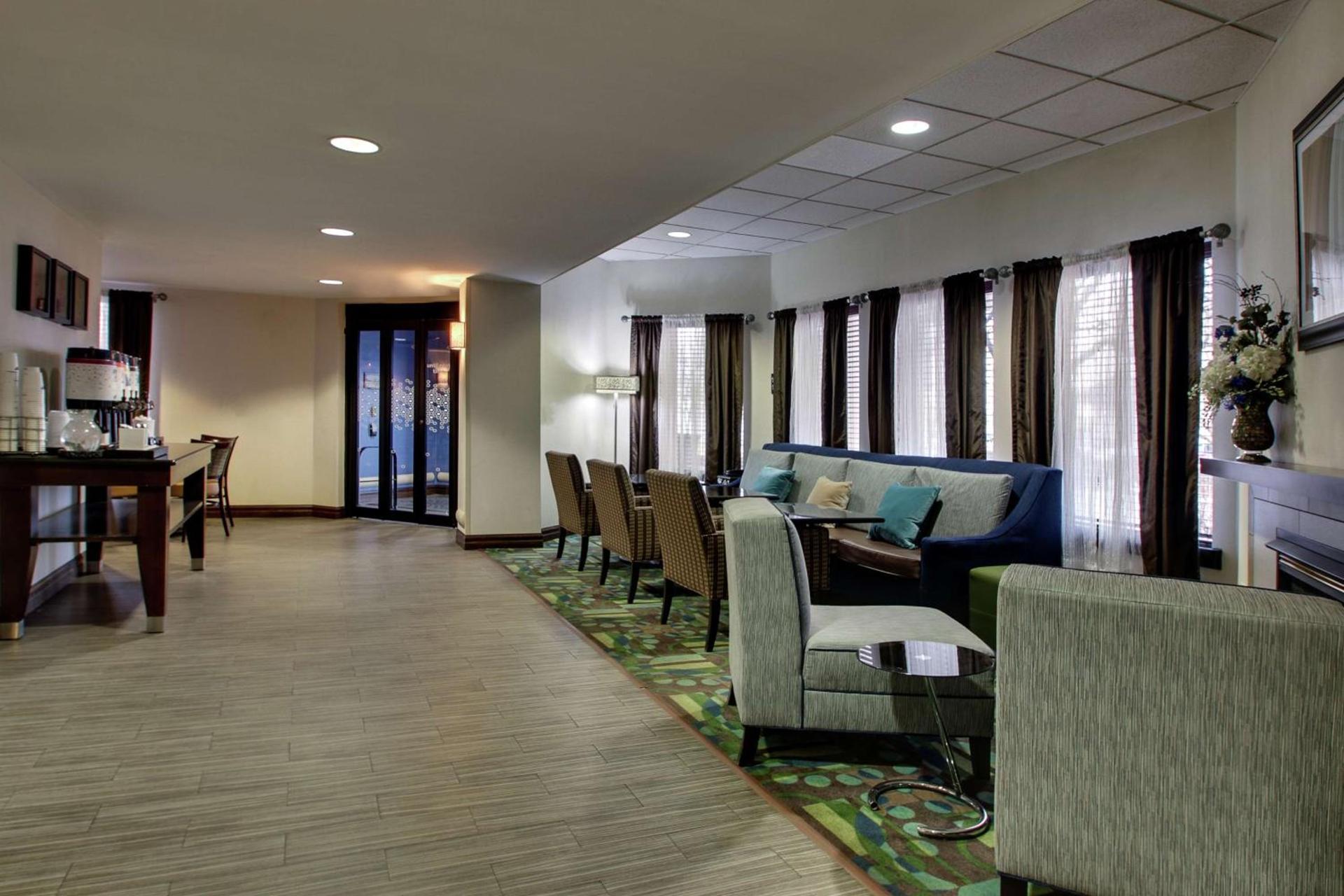 Hampton Inn DuBois photo 3