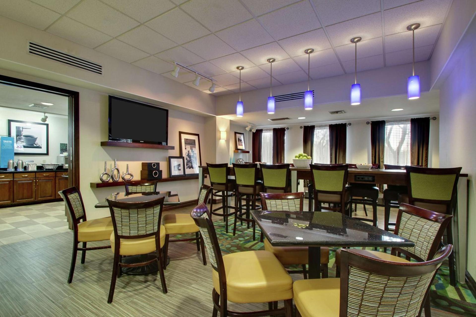 Hampton Inn DuBois photo 9
