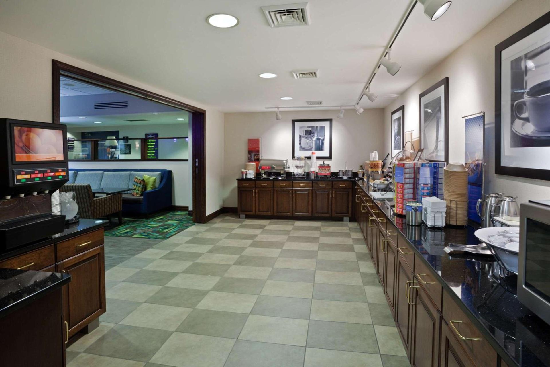Hampton Inn DuBois photo 17