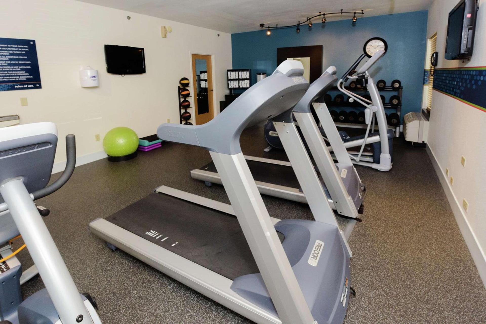 Hampton Inn Eau Claire photo 14