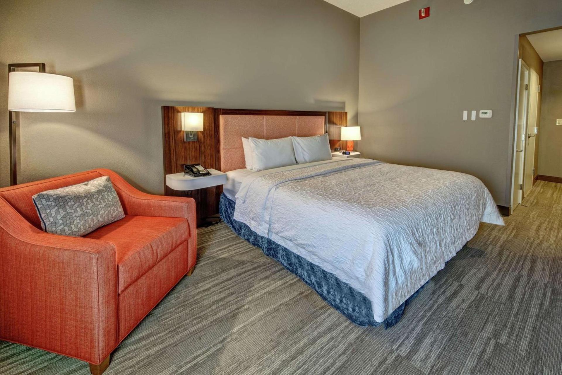 Hampton Inn Elizabeth City photo 29