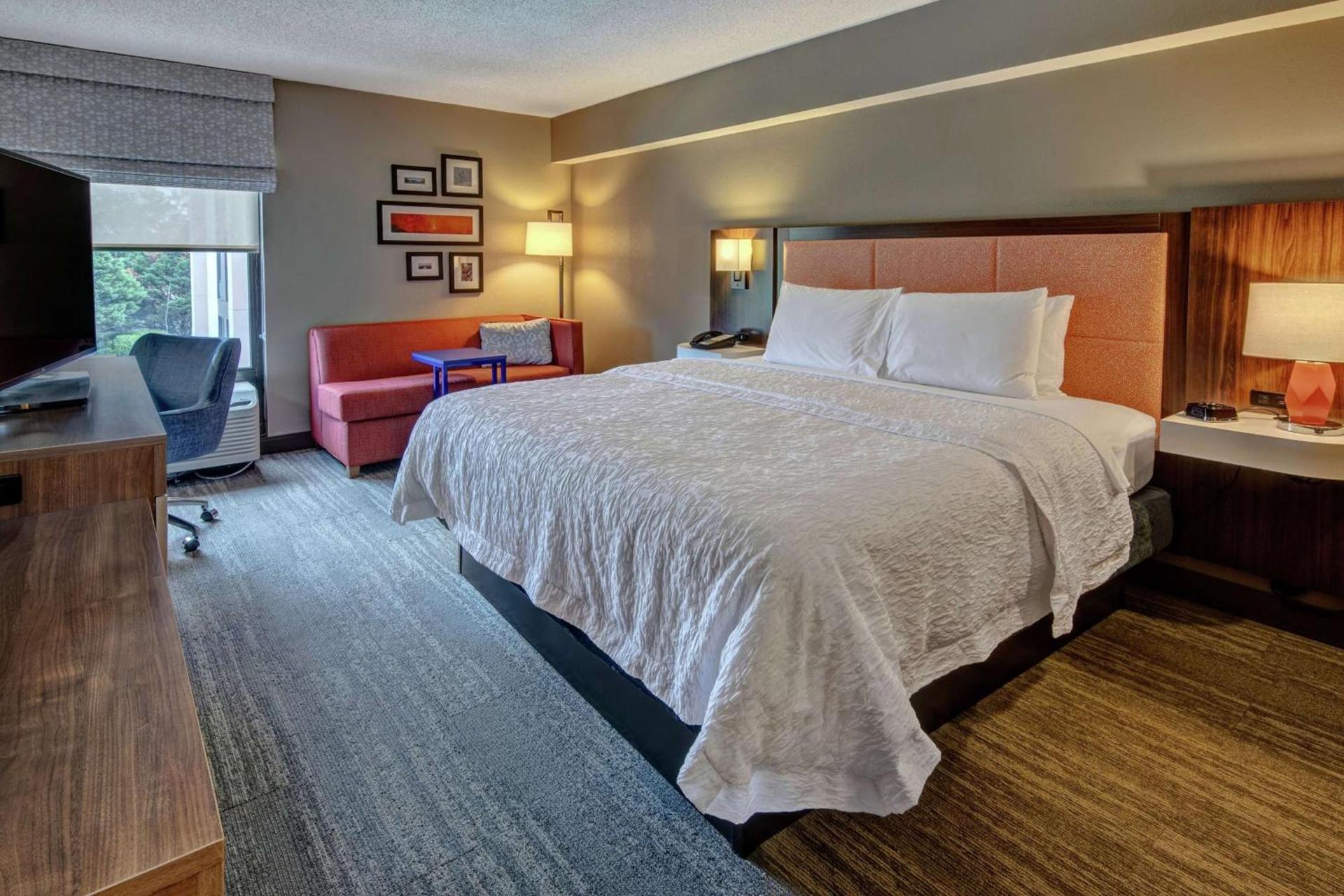Hampton Inn Elizabeth City photo 36