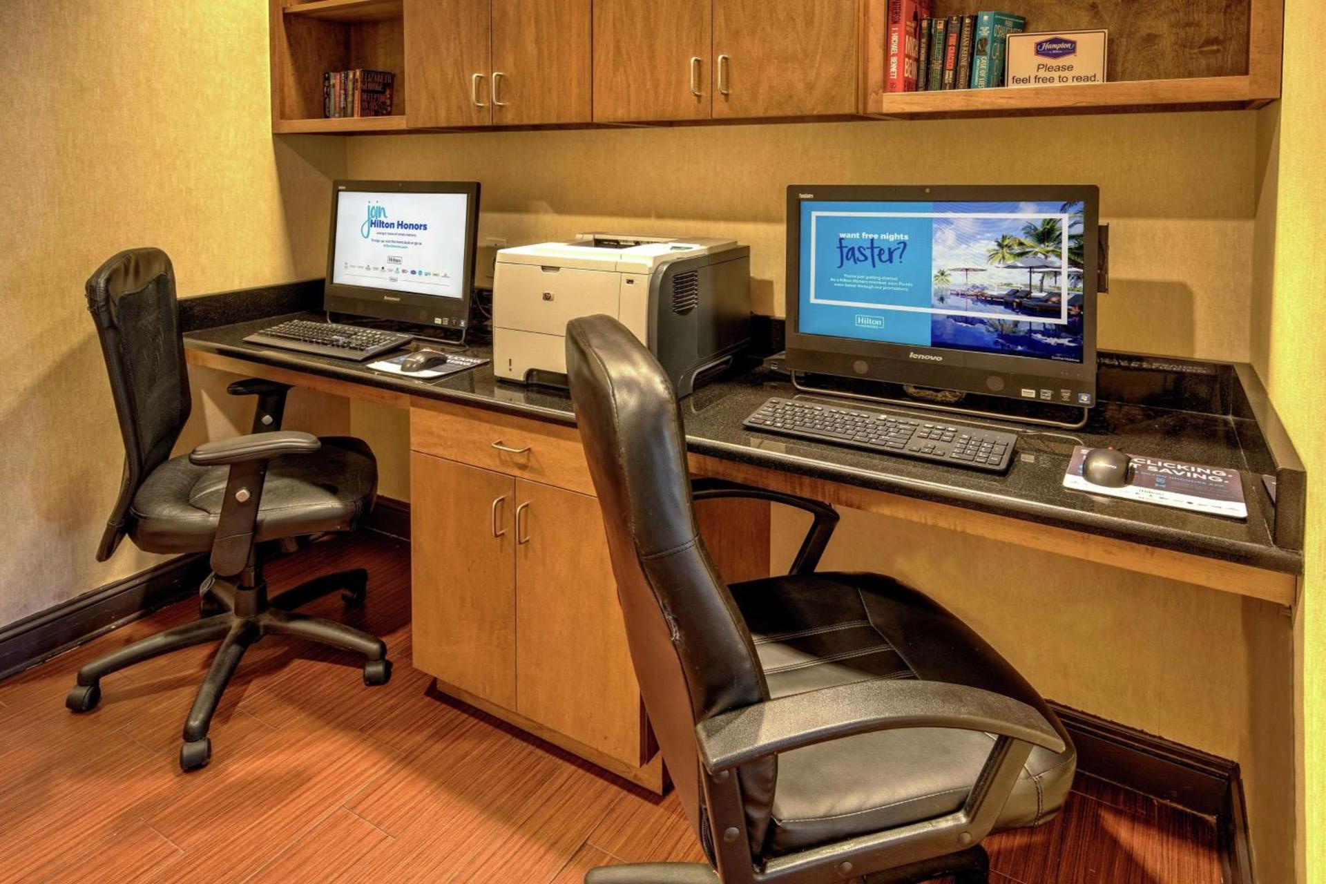 Hampton Inn Elizabeth City photo 38