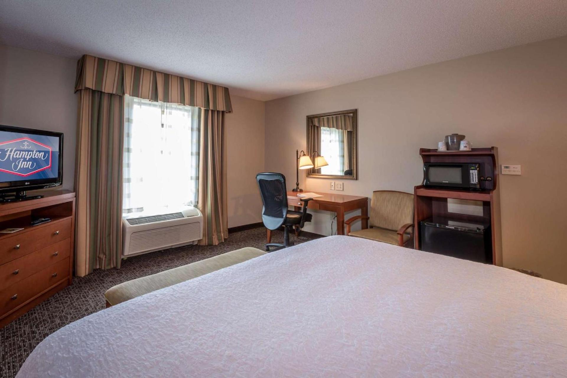 Hampton Inn Enterprise photo 18
