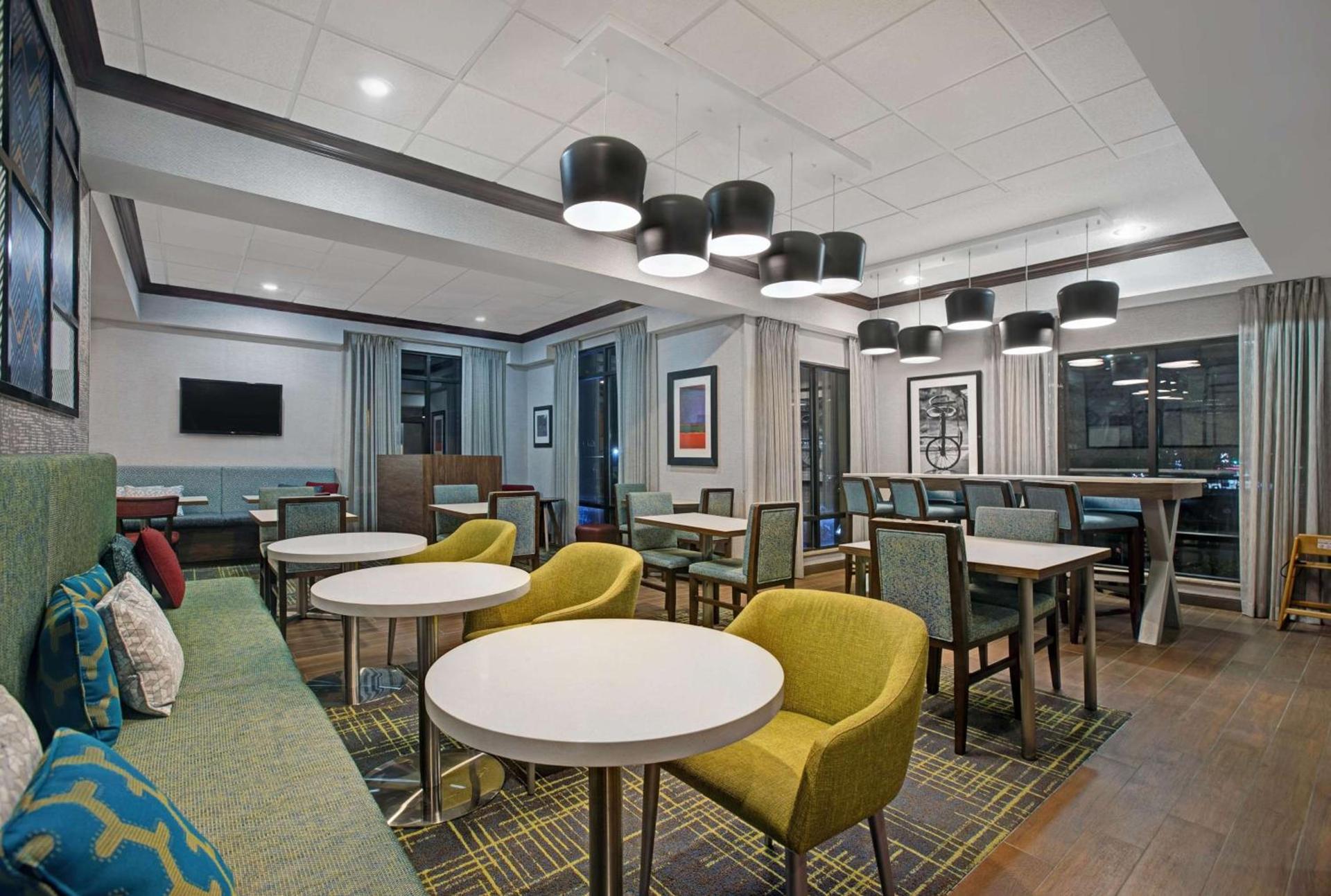 Hampton Inn Keokuk photo 3