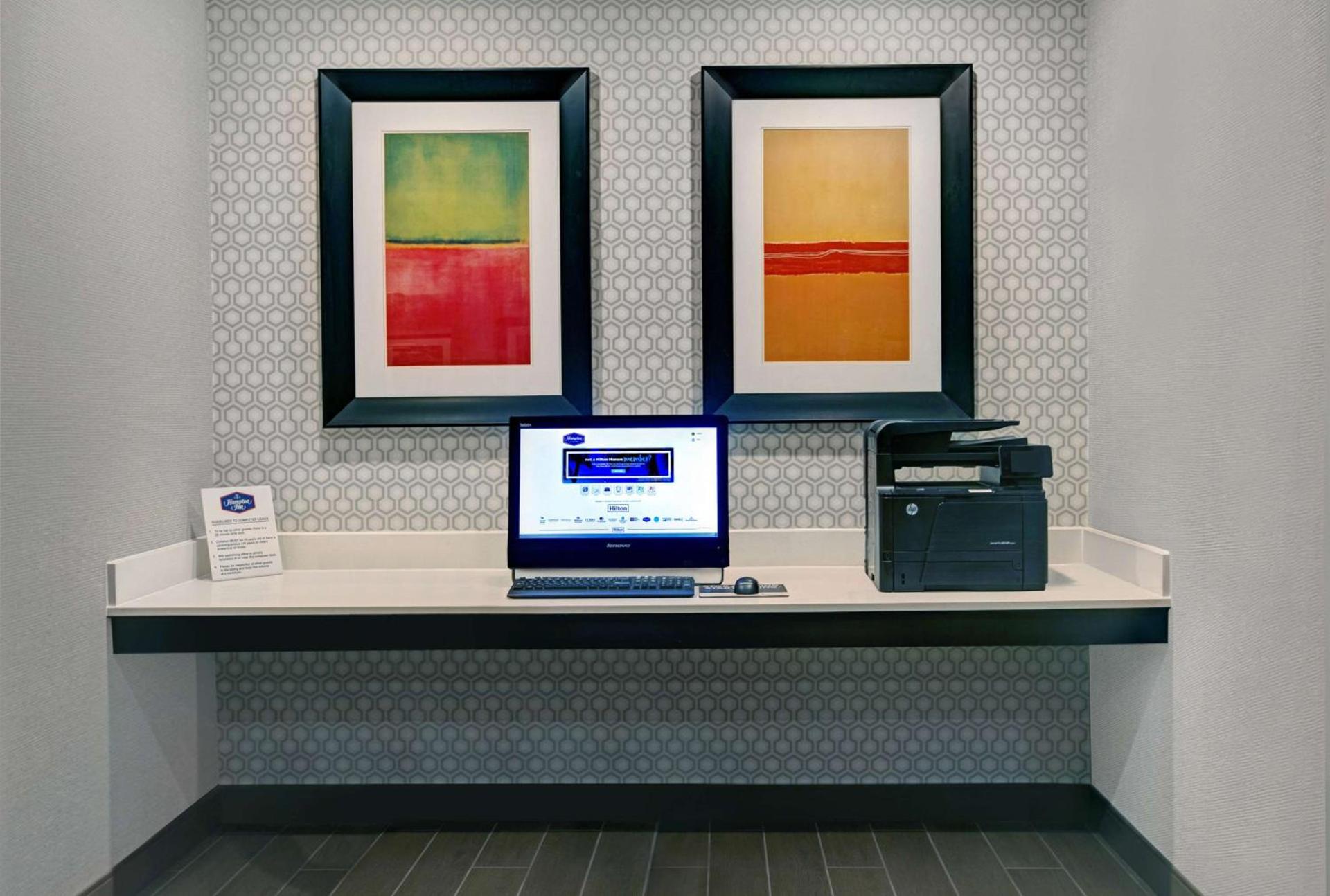 Hampton Inn Keokuk photo 28