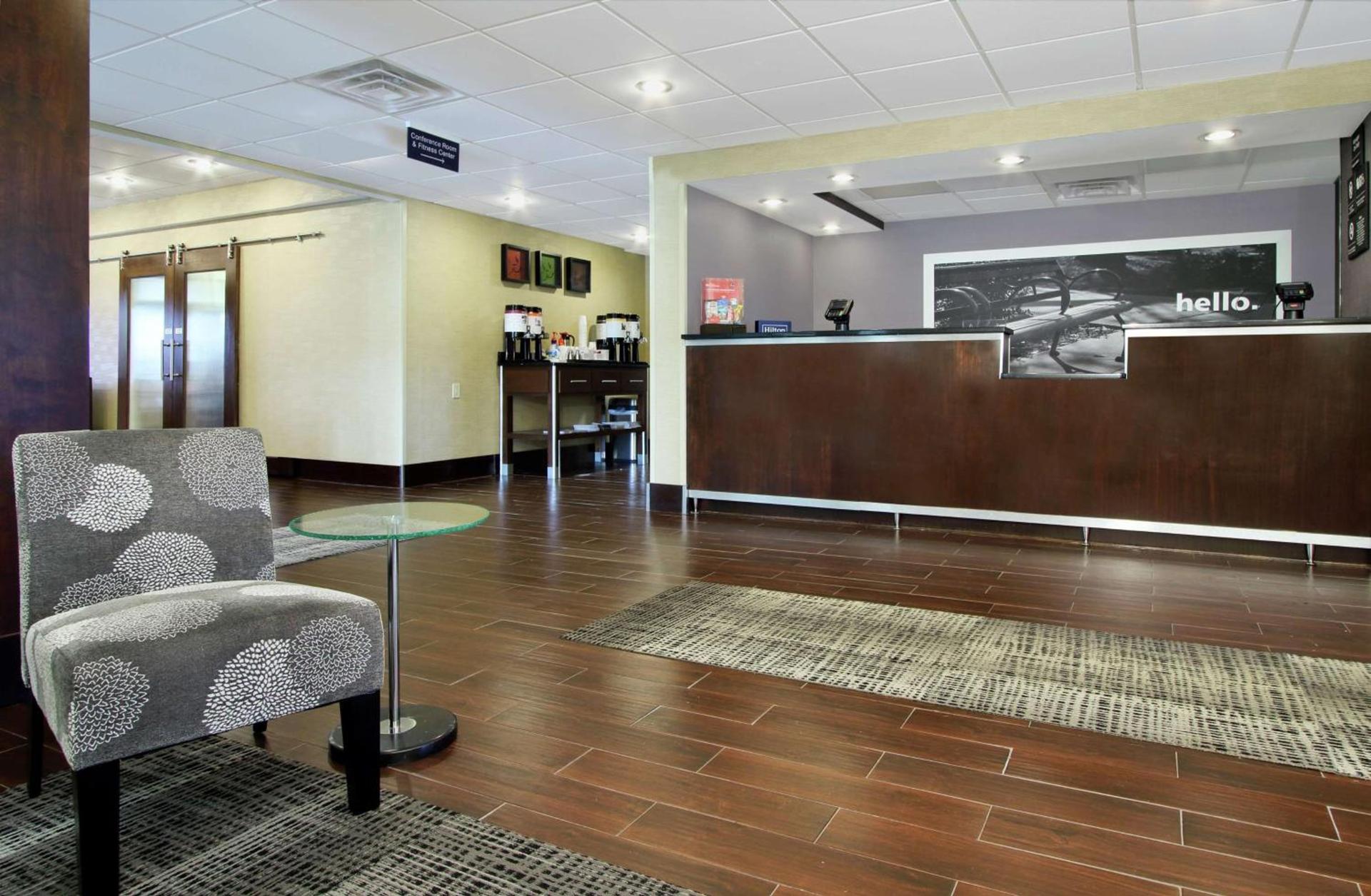 Hampton Inn Ashtabula photo 10