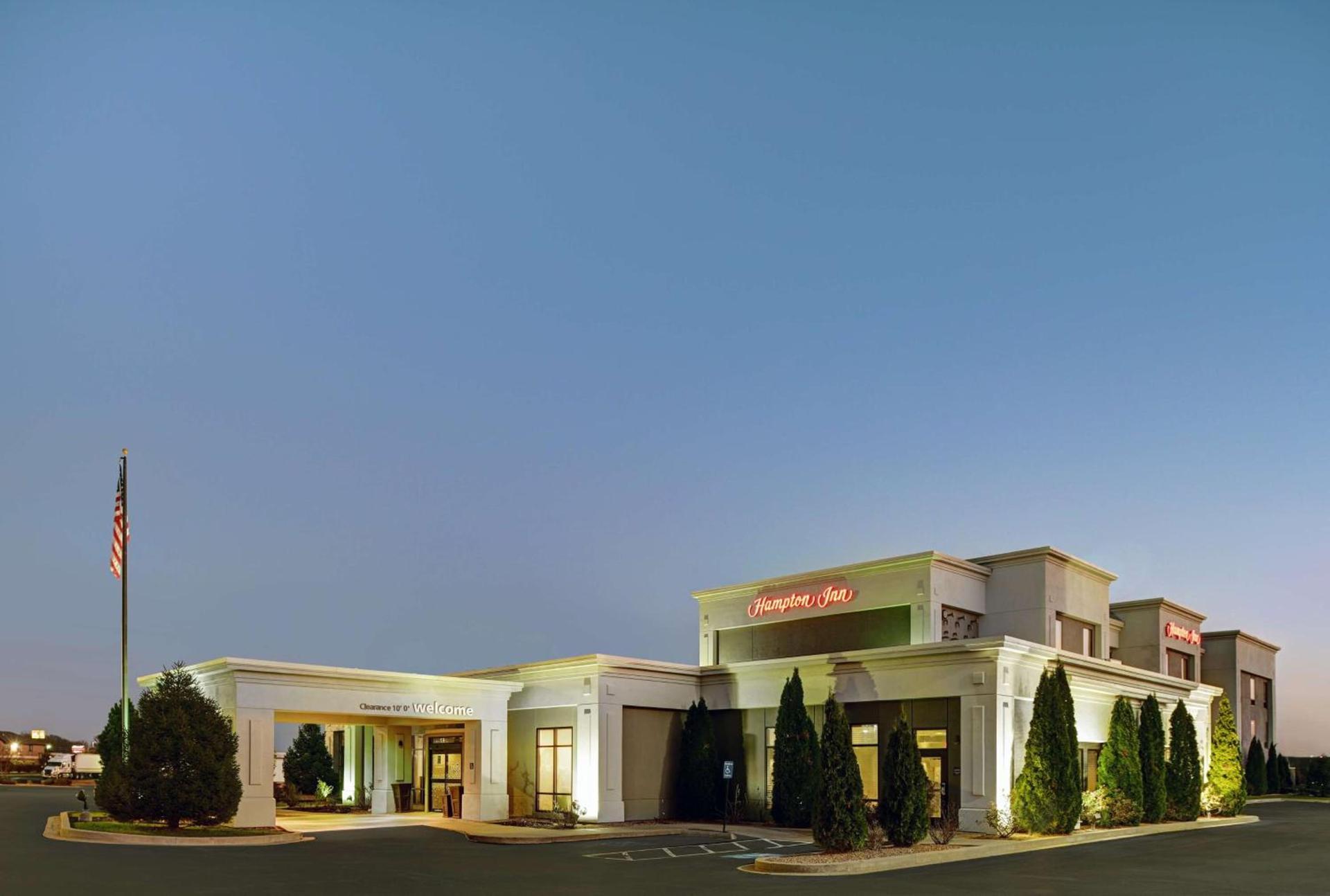 Hampton Inn Farmington photo 2