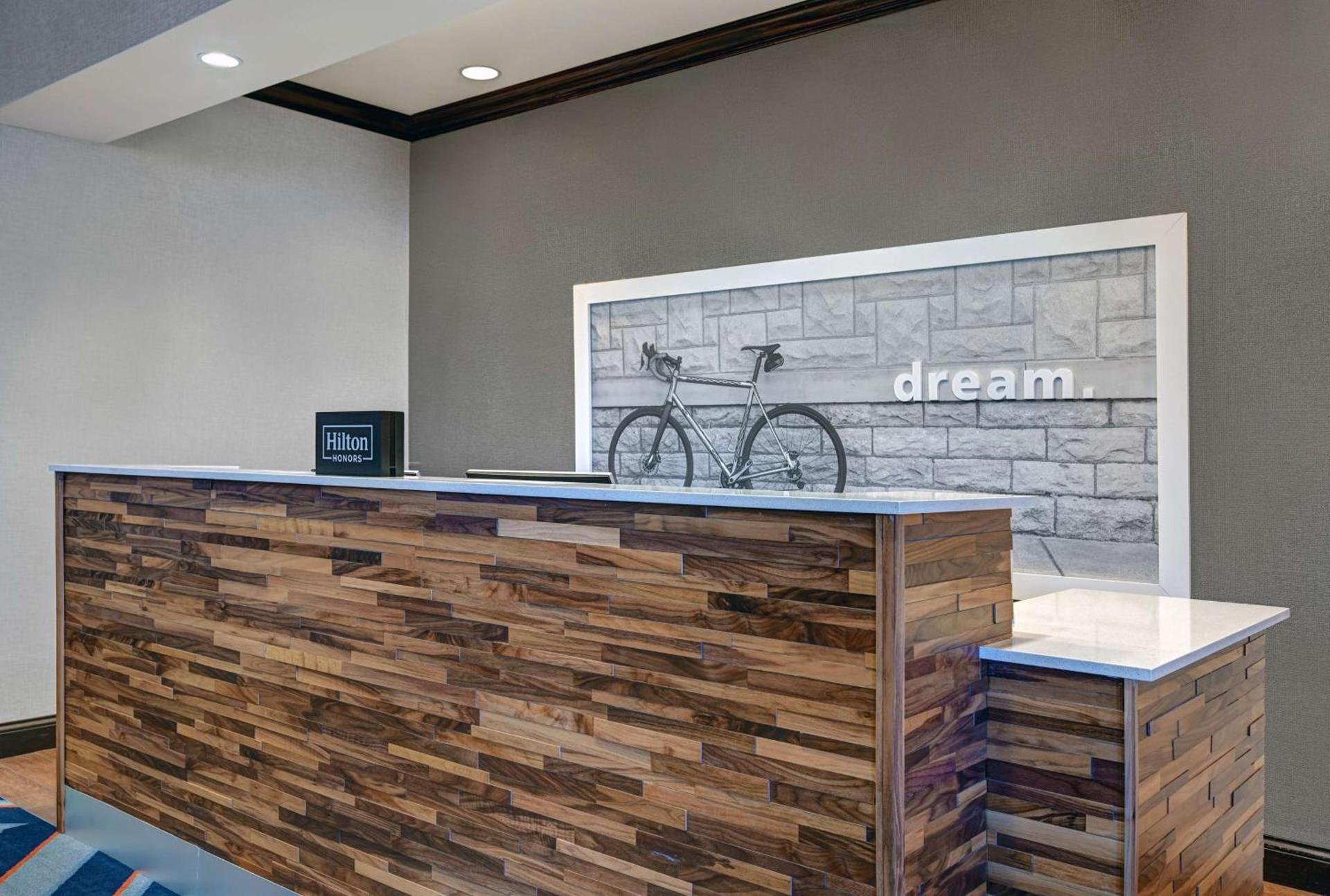 Hampton Inn Farmington photo 5
