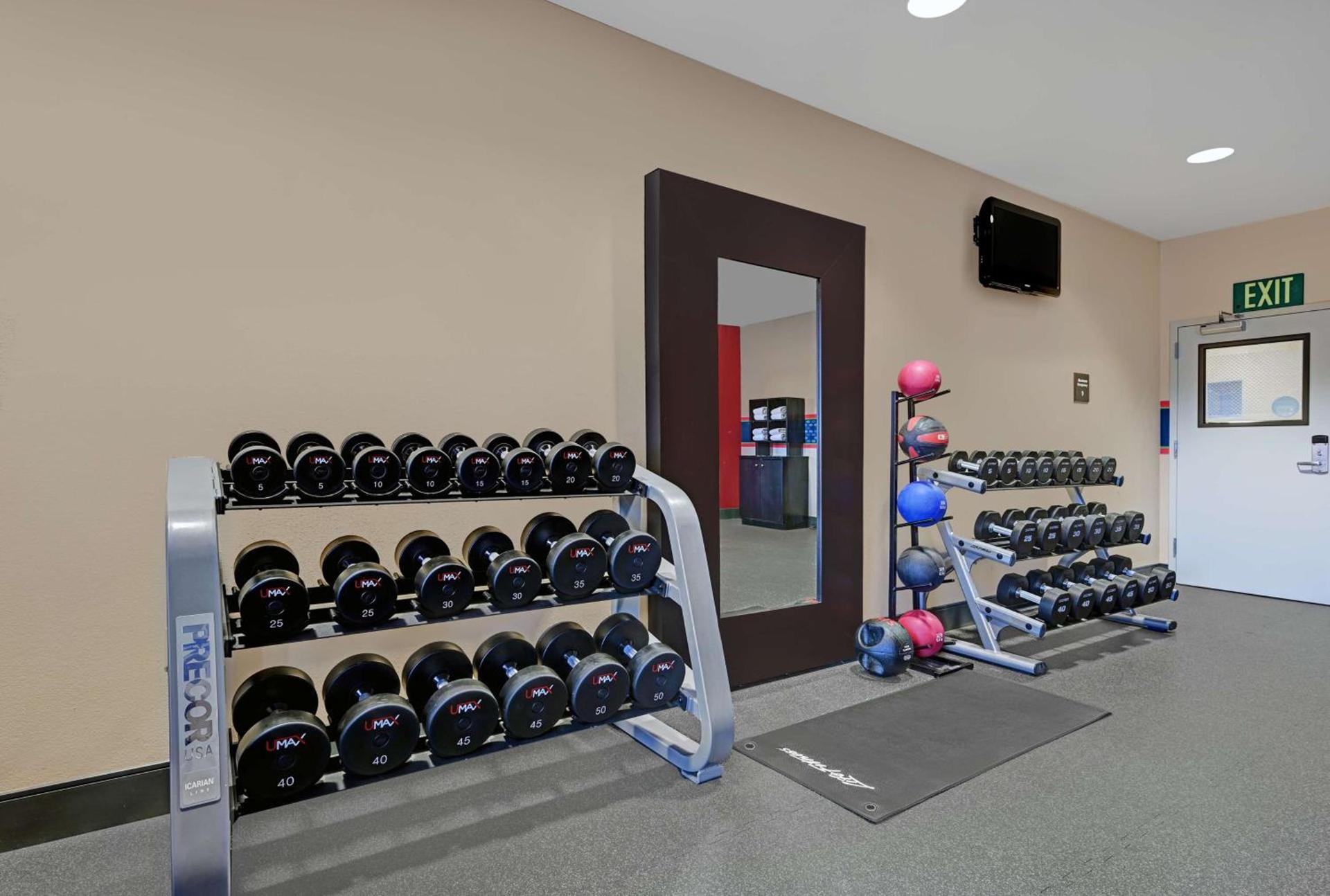 Hampton Inn Farmington photo 14