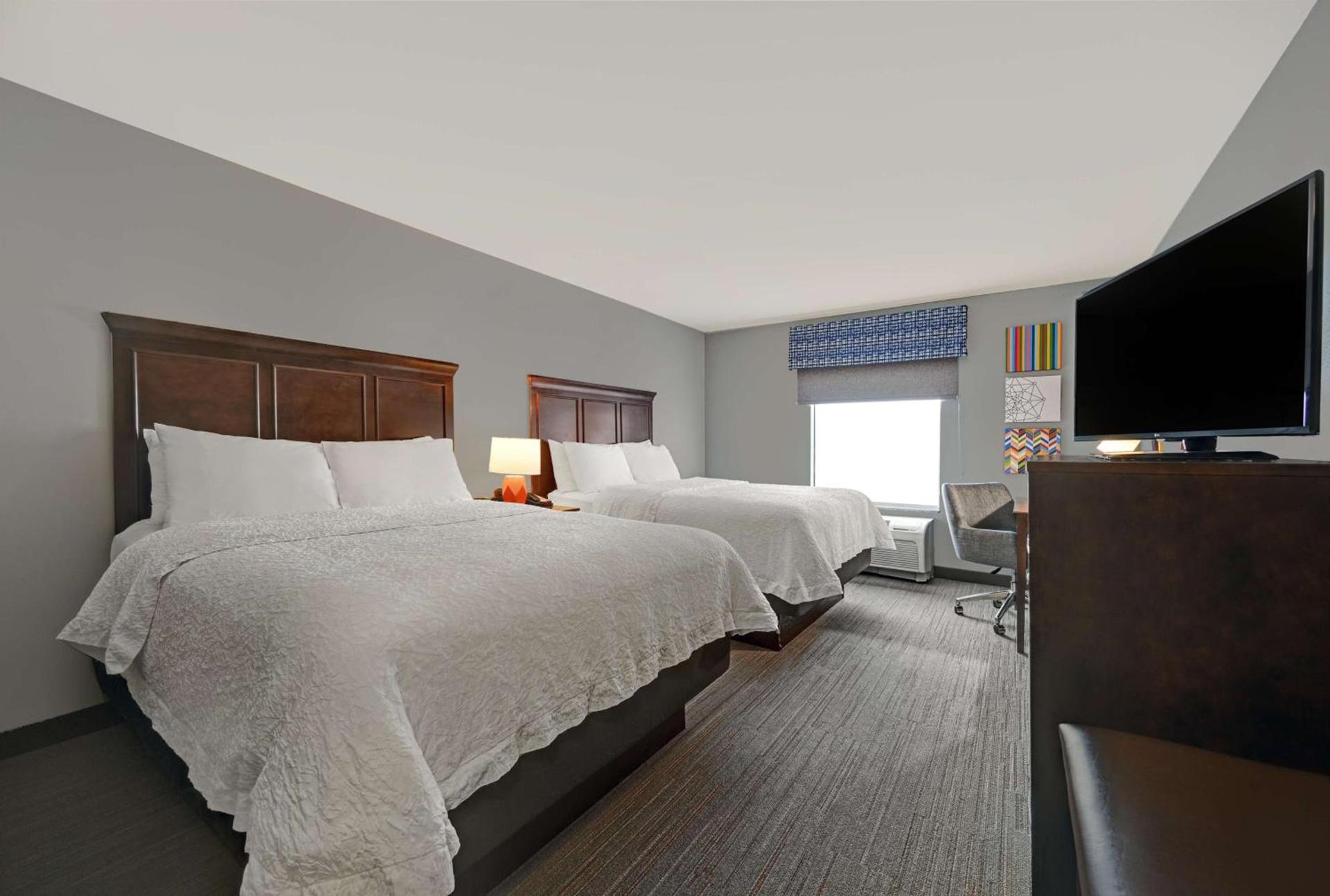Hampton Inn Farmington photo 26