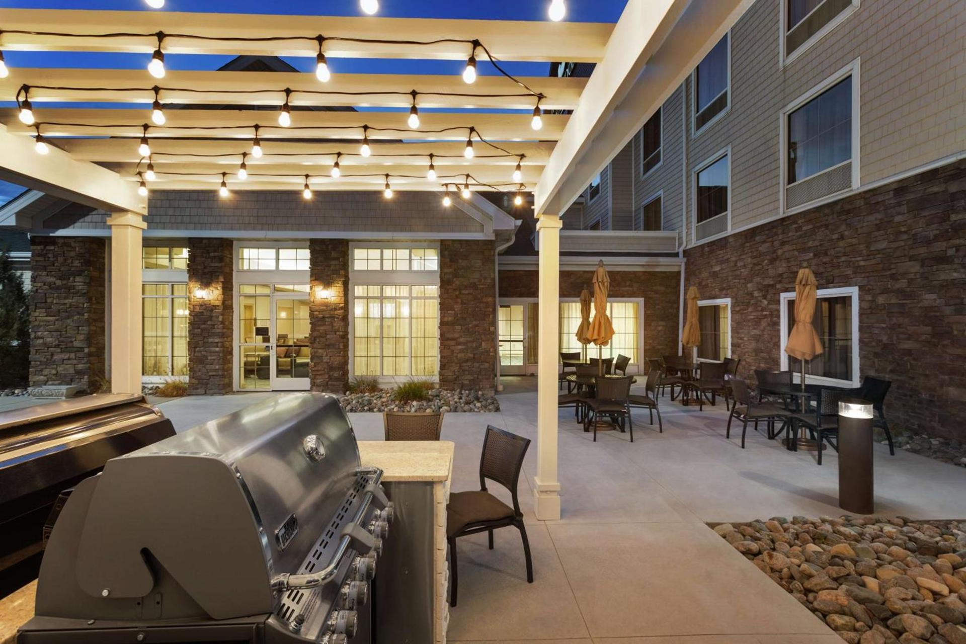 Homewood Suites by Hilton Fargo photo 5