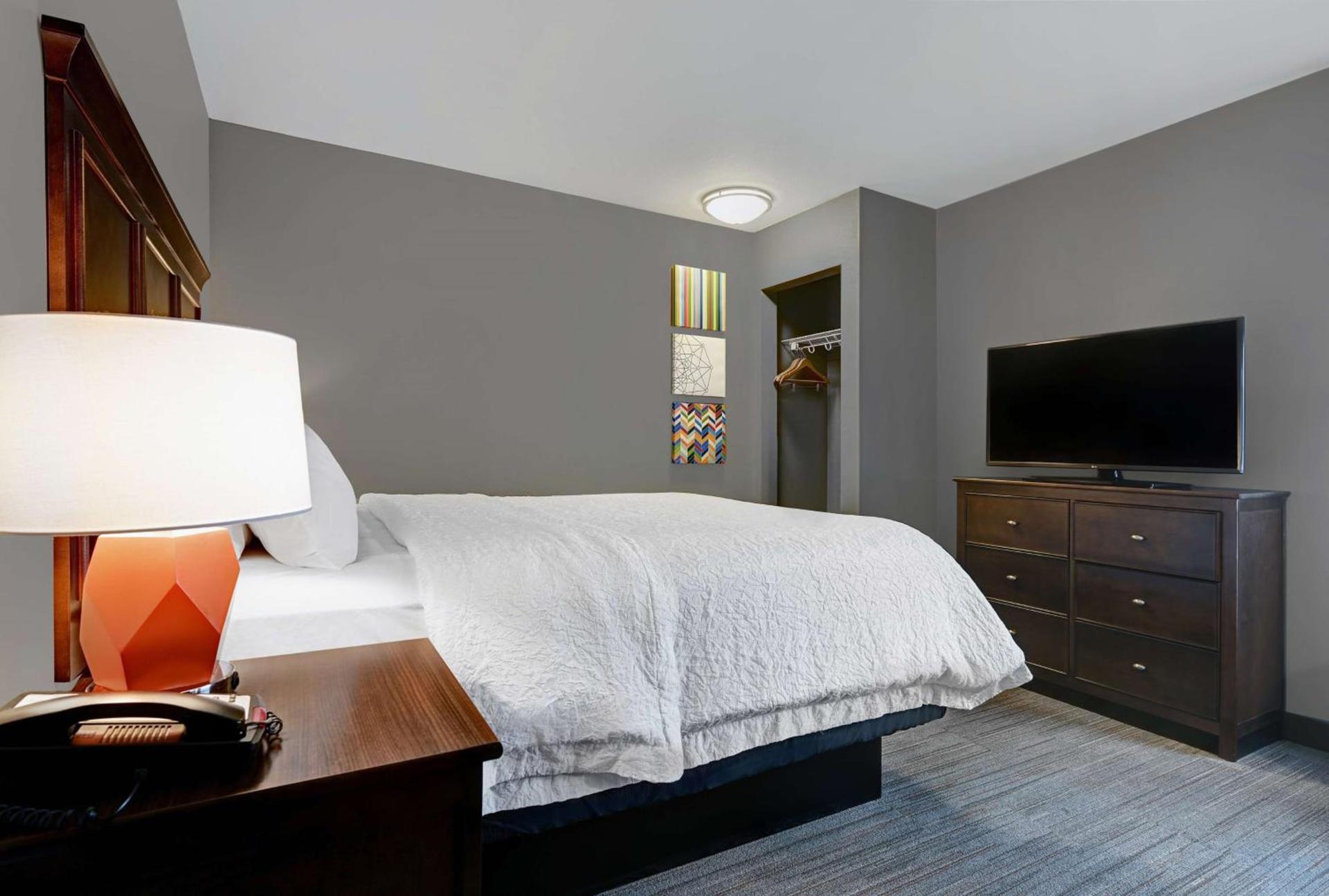 Hampton Inn Farmington photo 42