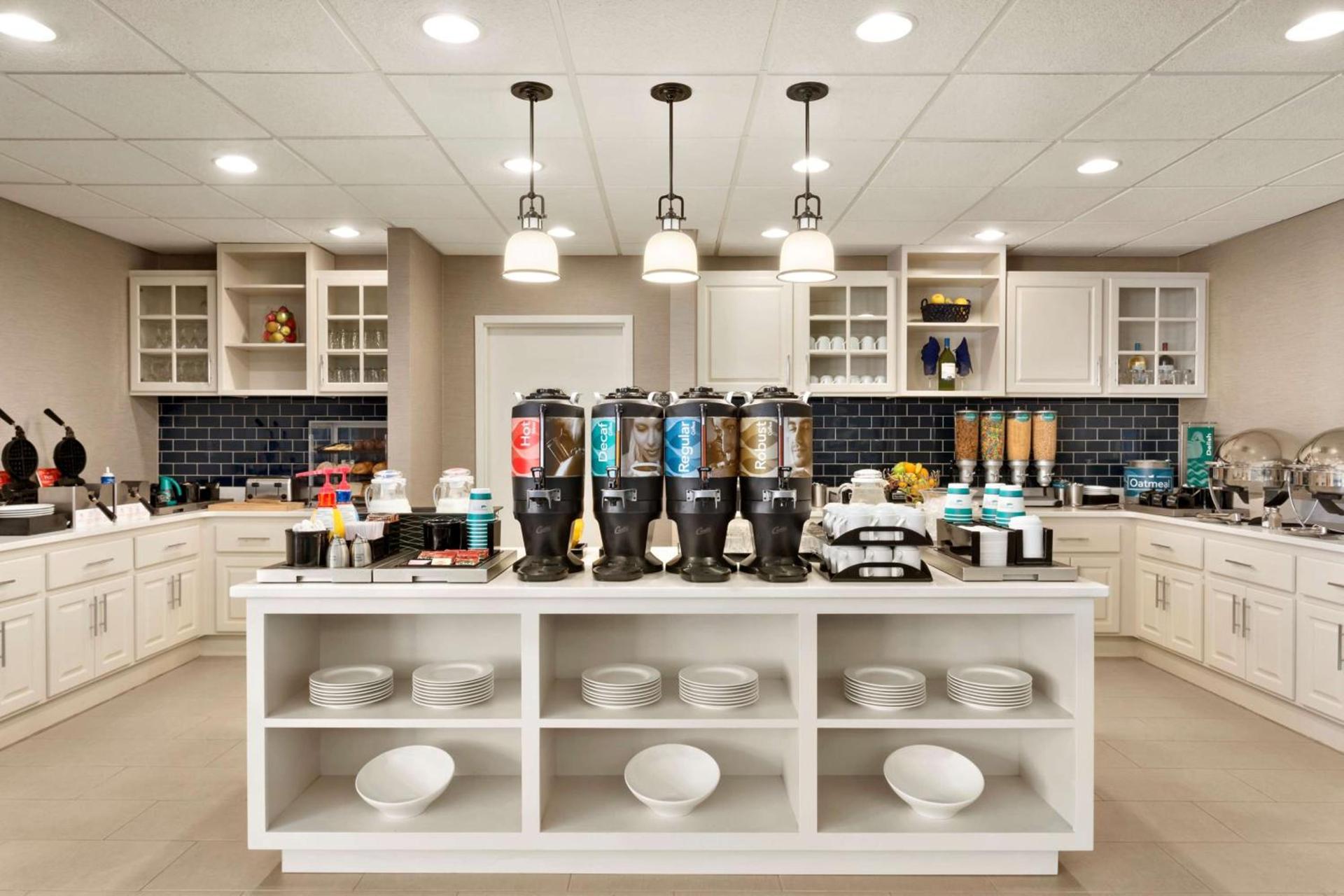 Homewood Suites by Hilton Fargo photo 16