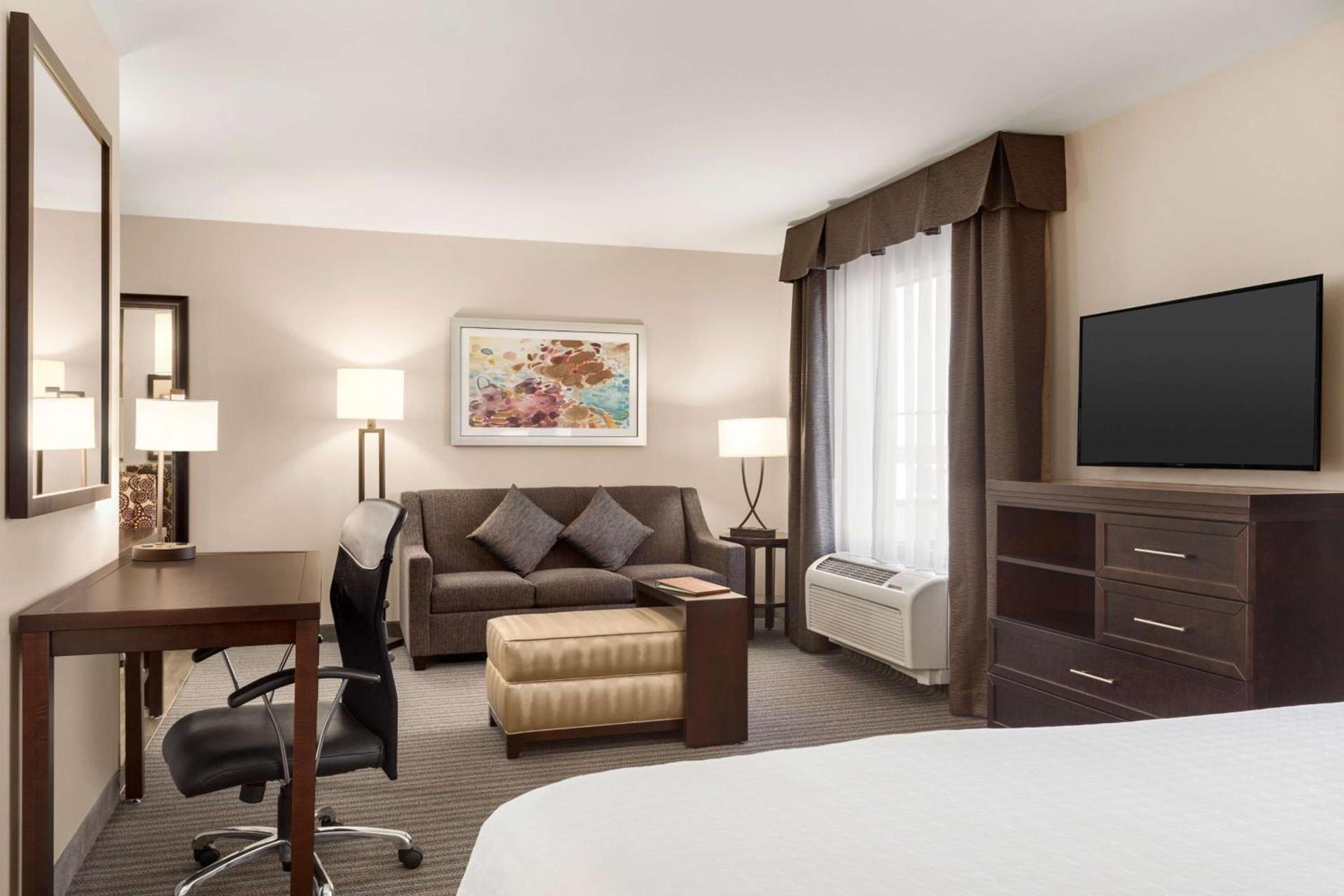 Homewood Suites by Hilton Fargo photo 42