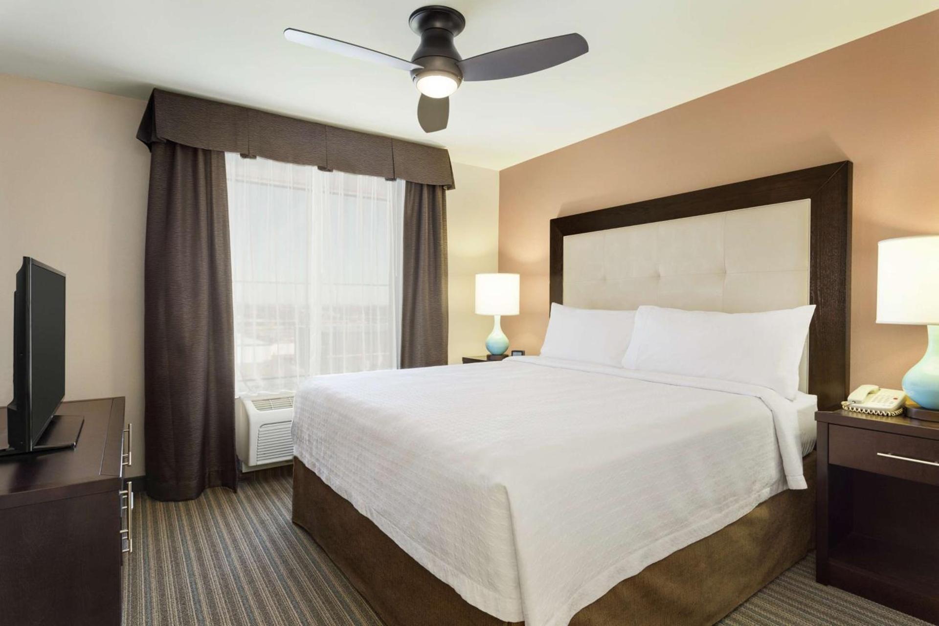 Homewood Suites by Hilton Fargo photo 53