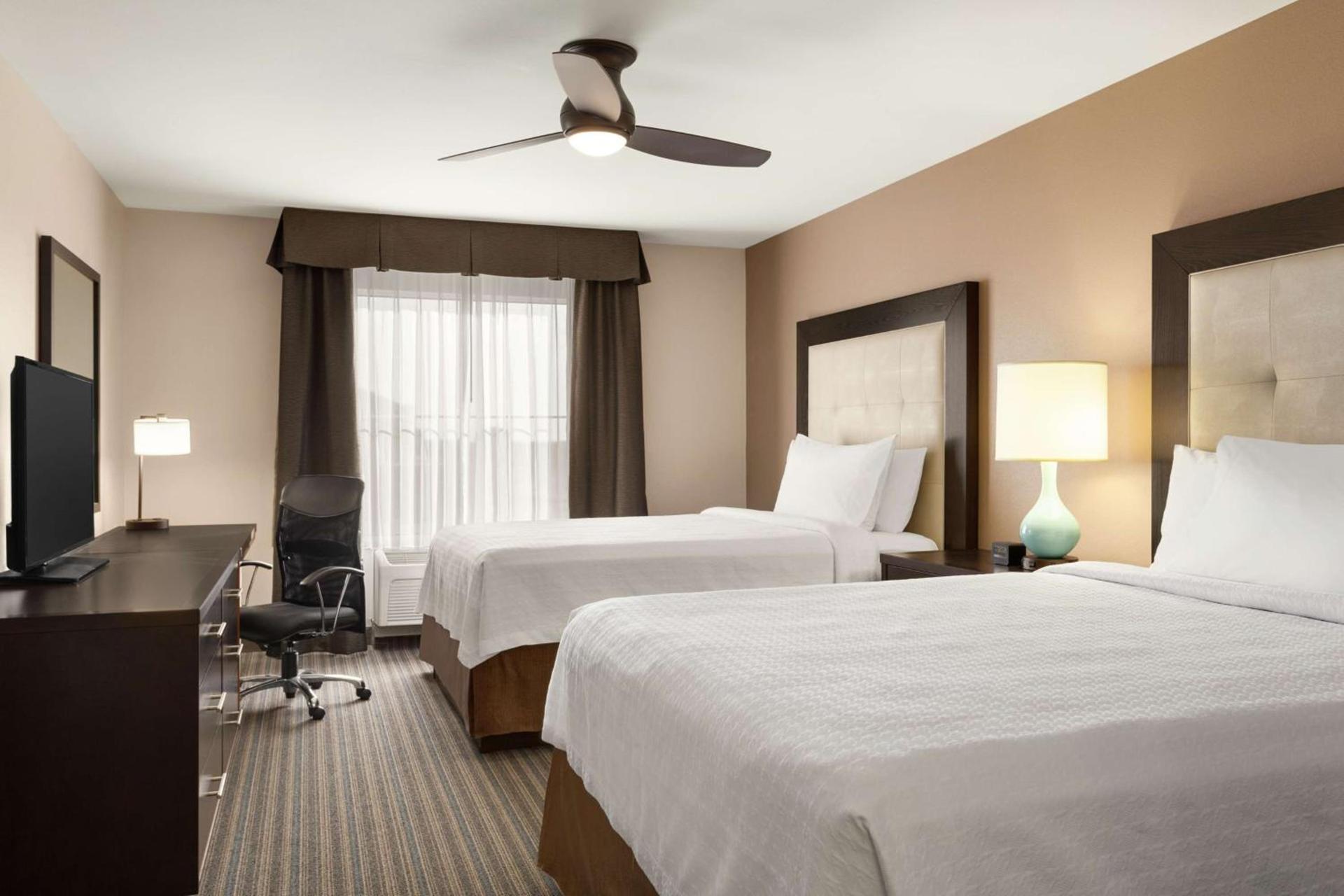 Homewood Suites by Hilton Fargo photo 58