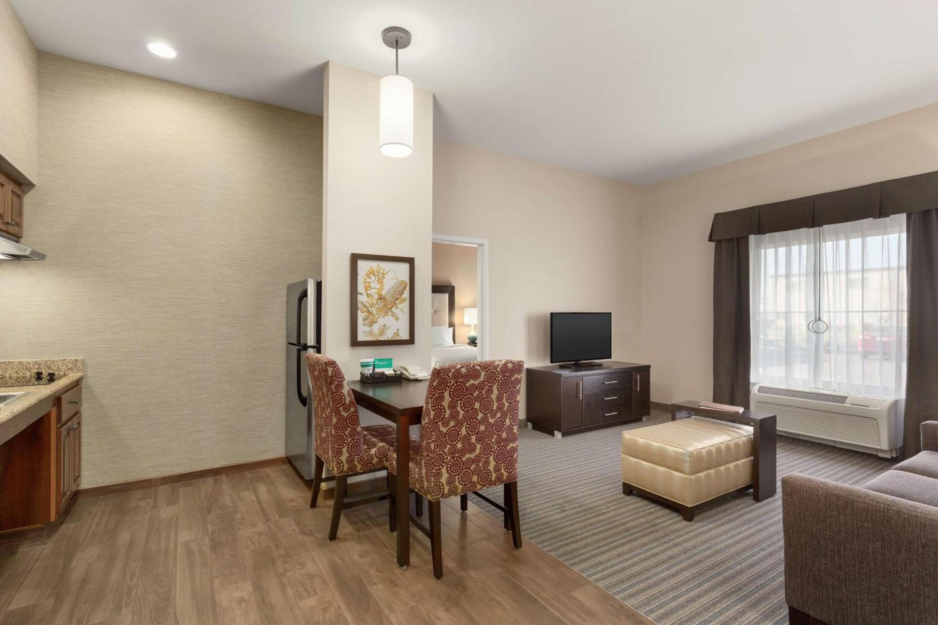 Homewood Suites by Hilton Fargo photo 62